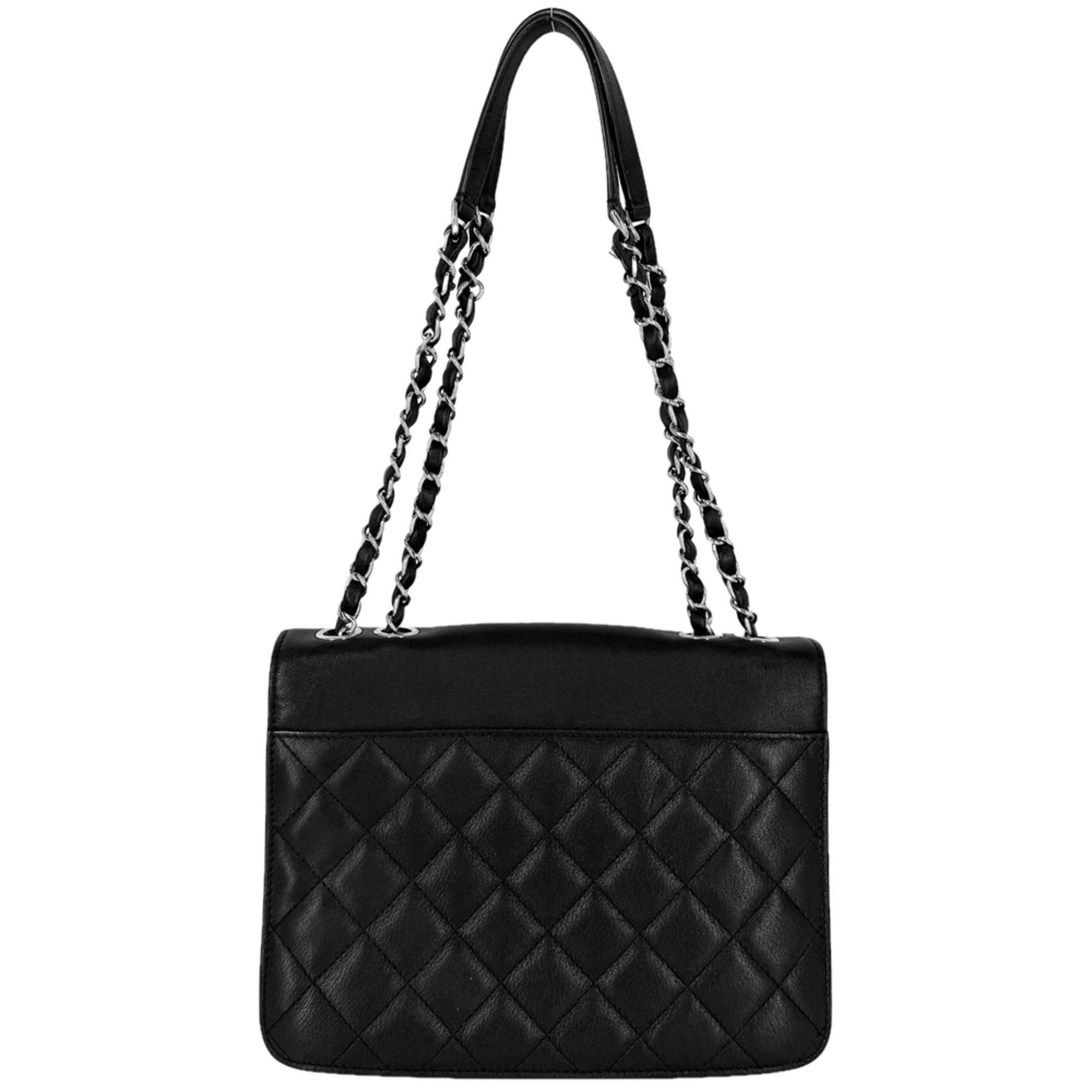 Matelasse Leather Shoulder Bag (Pre-Owned) - Chanel - Modalova