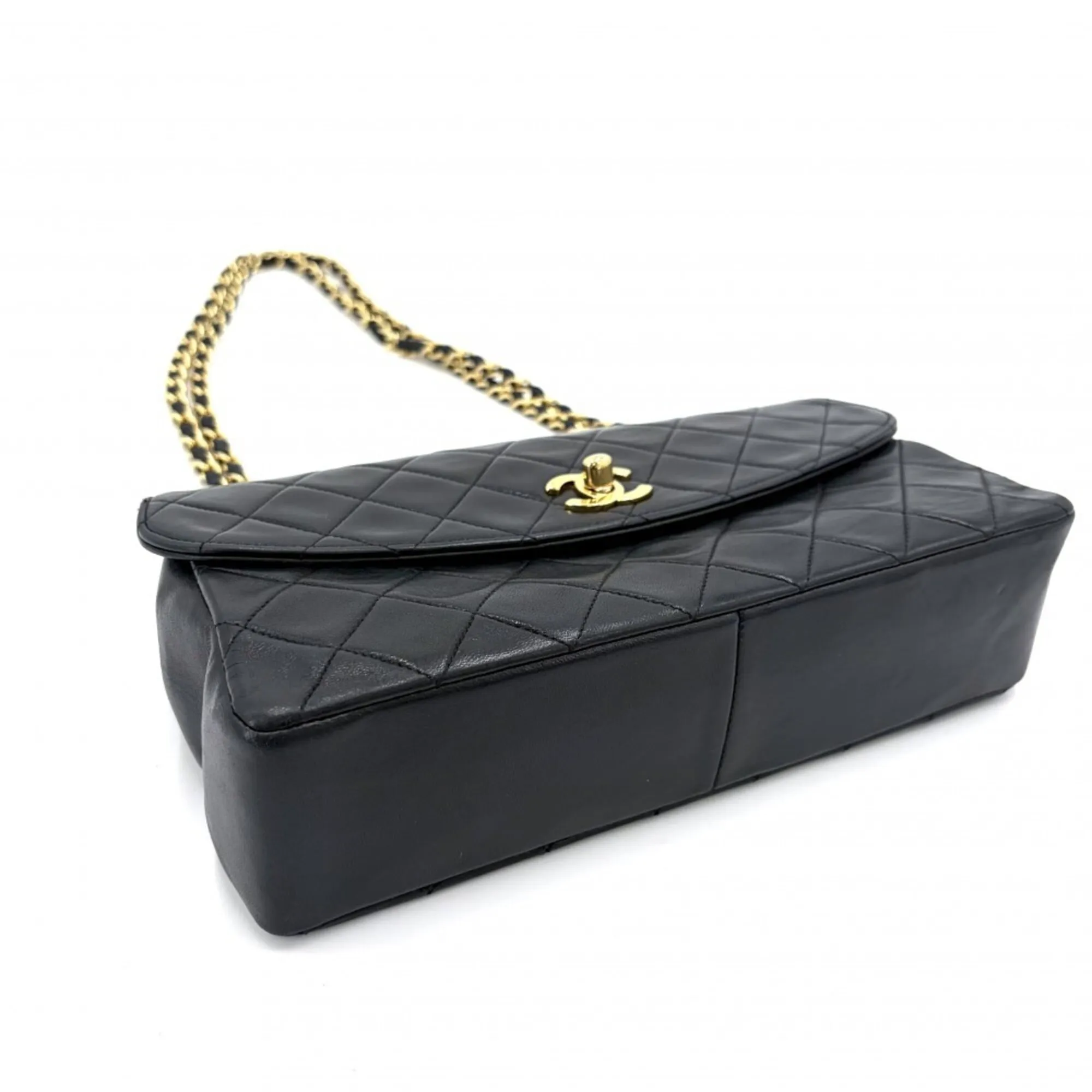 Matelasse Leather Shoulder Bag (Pre-Owned) - Chanel - Modalova