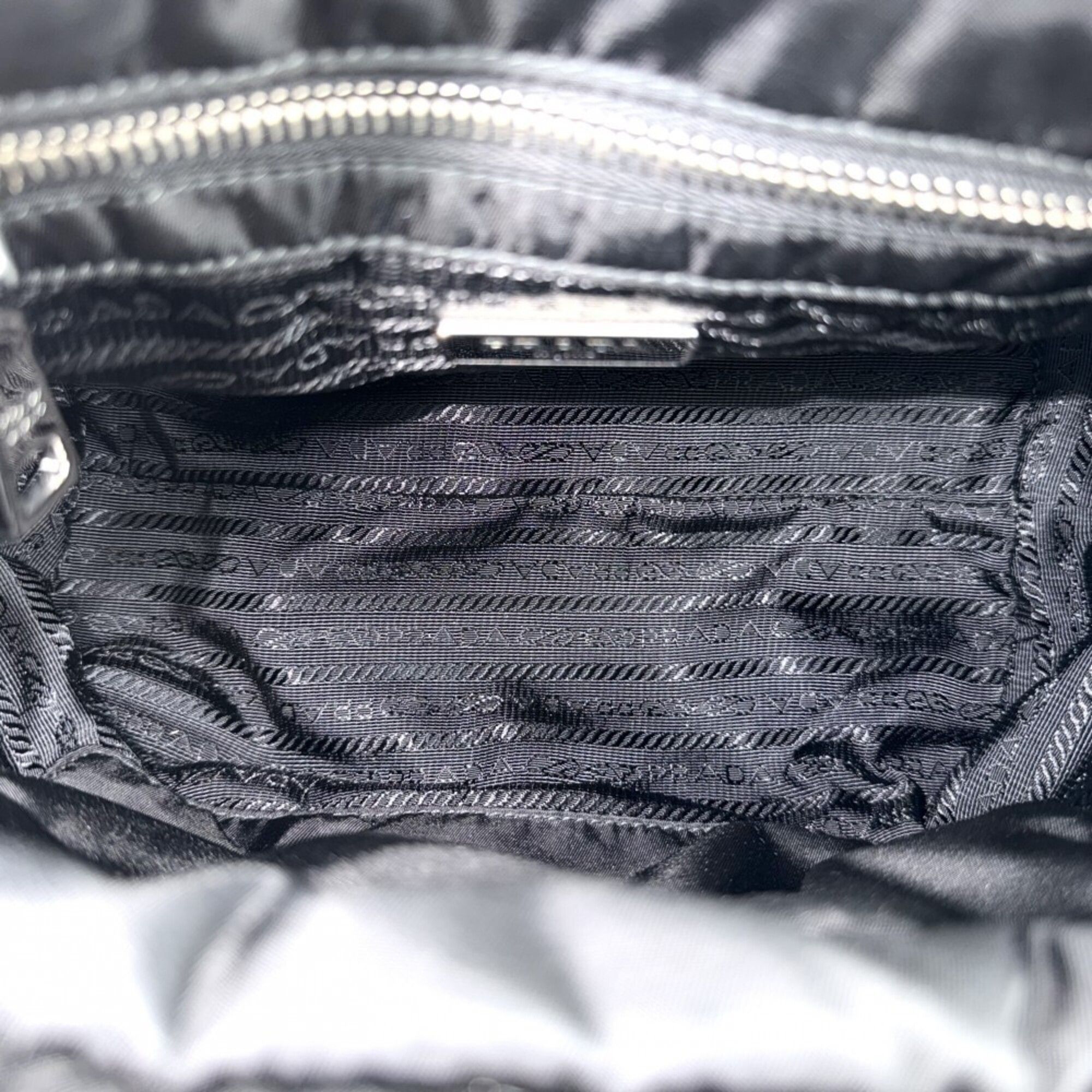 Nylon Handbag Pouch Shoulder Bag (Pre-Owned) - Prada - Modalova