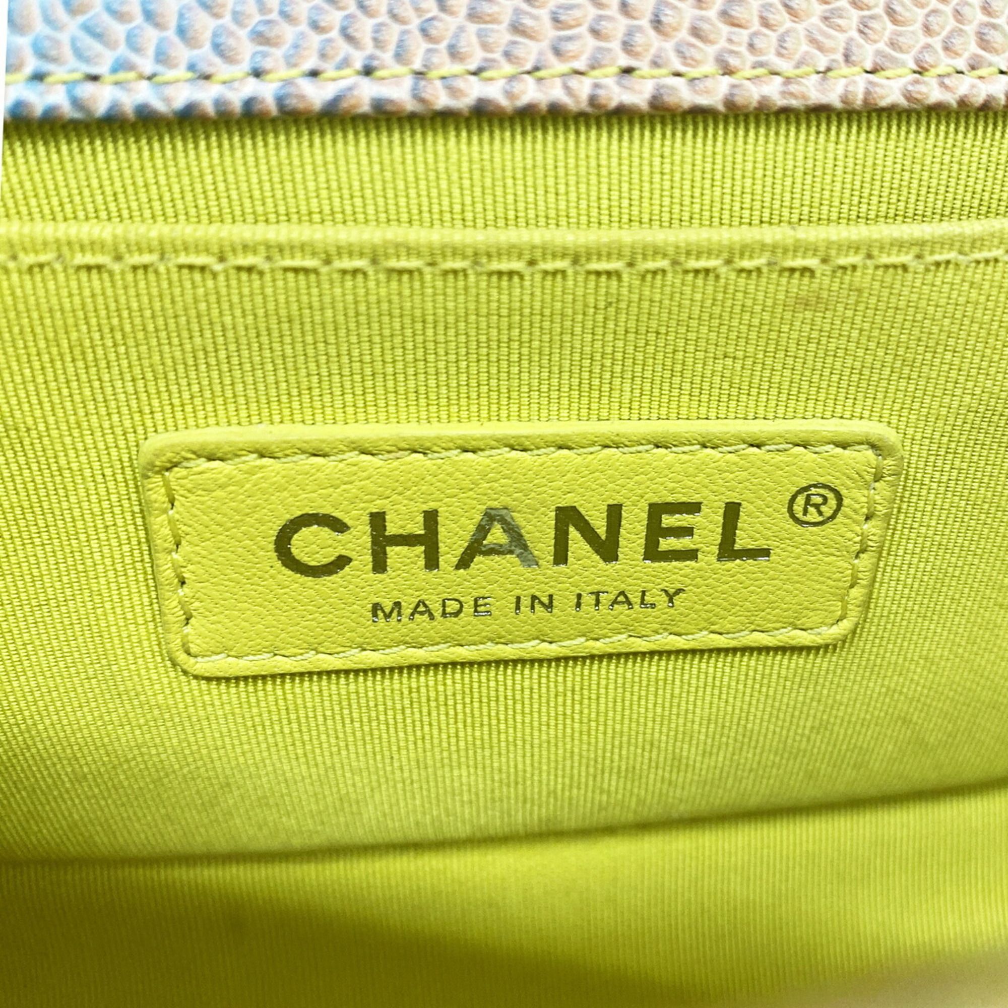 Grained Calfskin Shoulder Bag (Pre-Owned) - Chanel - Modalova