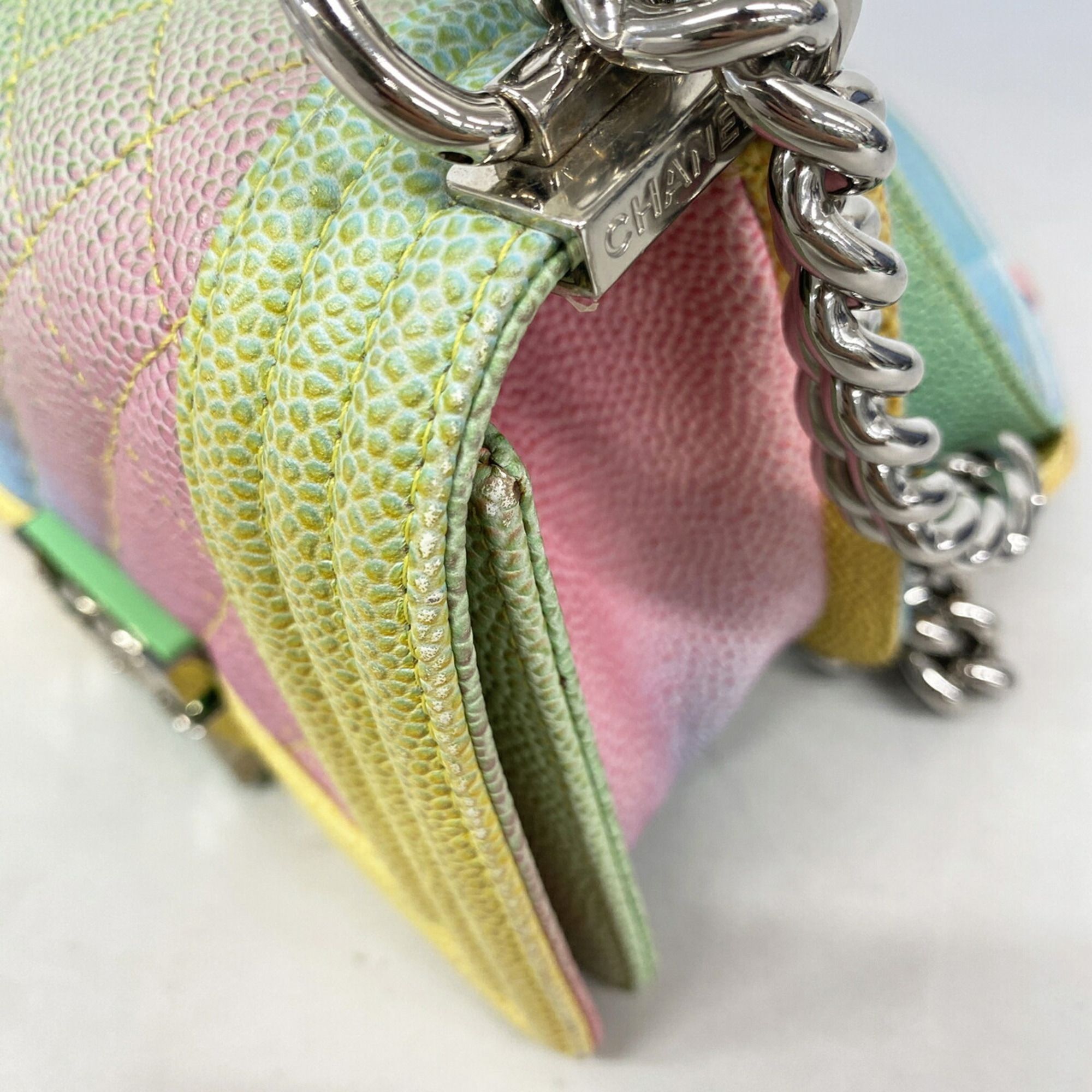 Grained Calfskin Shoulder Bag (Pre-Owned) - Chanel - Modalova