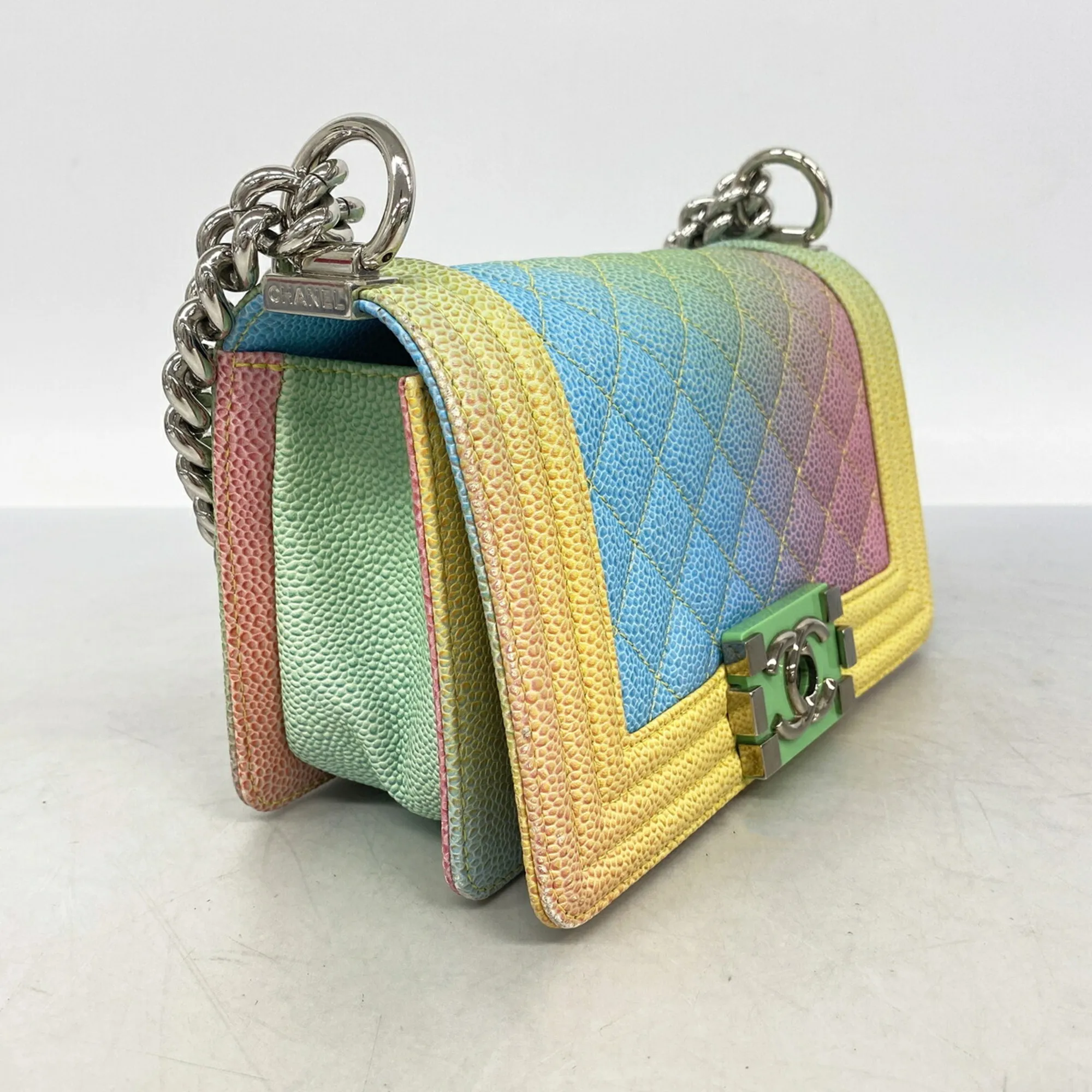 Grained Calfskin Shoulder Bag (Pre-Owned) - Chanel - Modalova