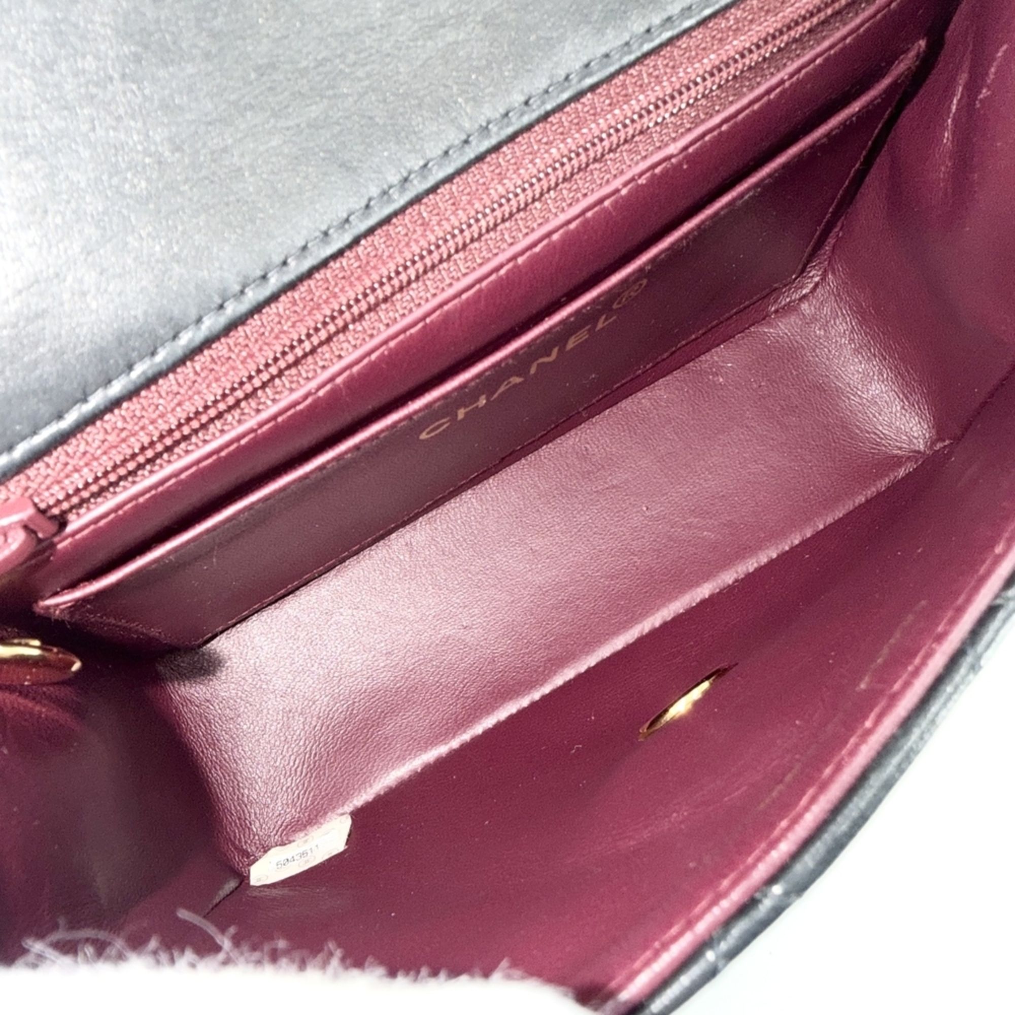 Leather Shoulder Bag (Pre-Owned) - Chanel - Modalova