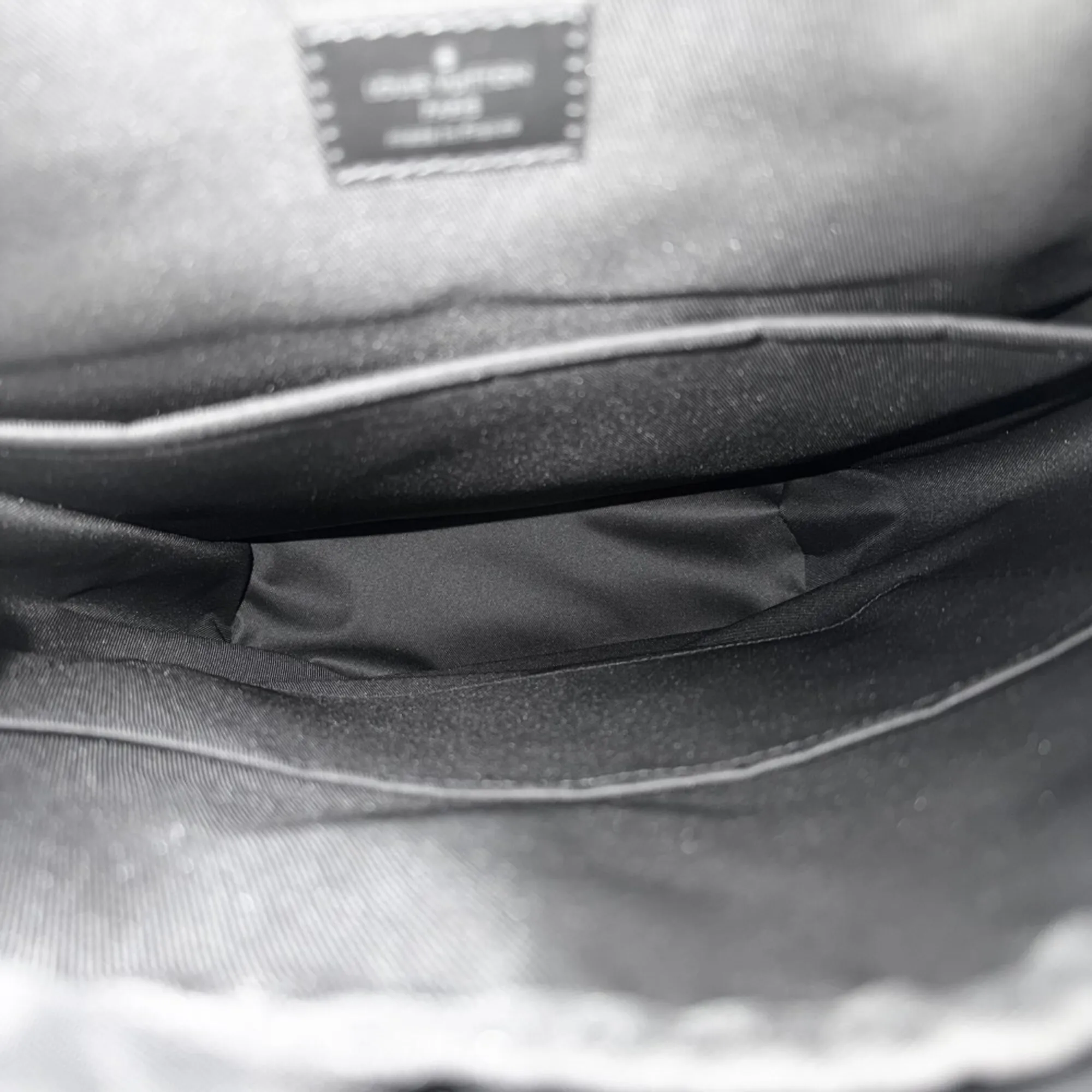 Leather Backpack (Pre-Owned) - Louis Vuitton - Modalova