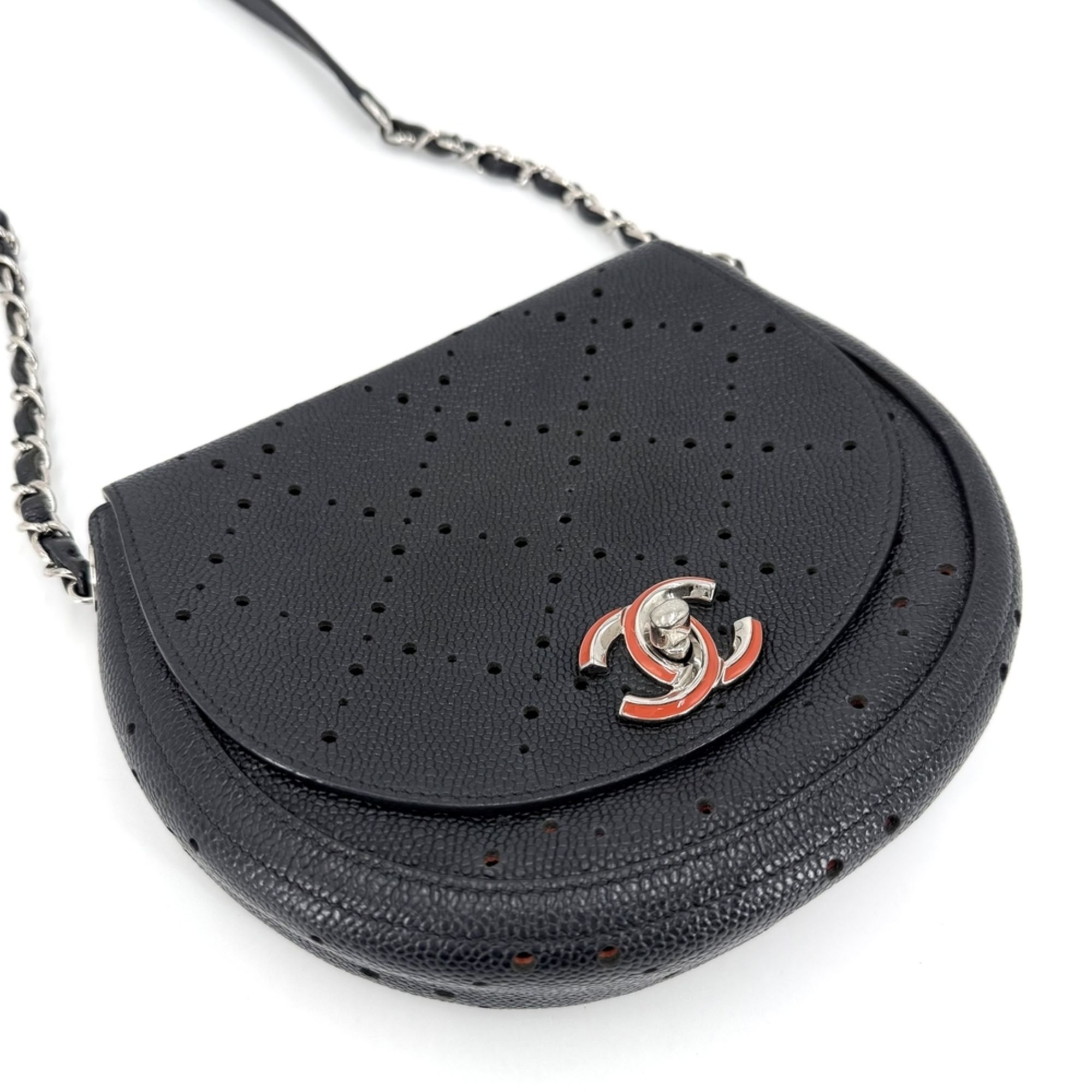 Leather Shoulder Bag (Pre-Owned) - Chanel - Modalova