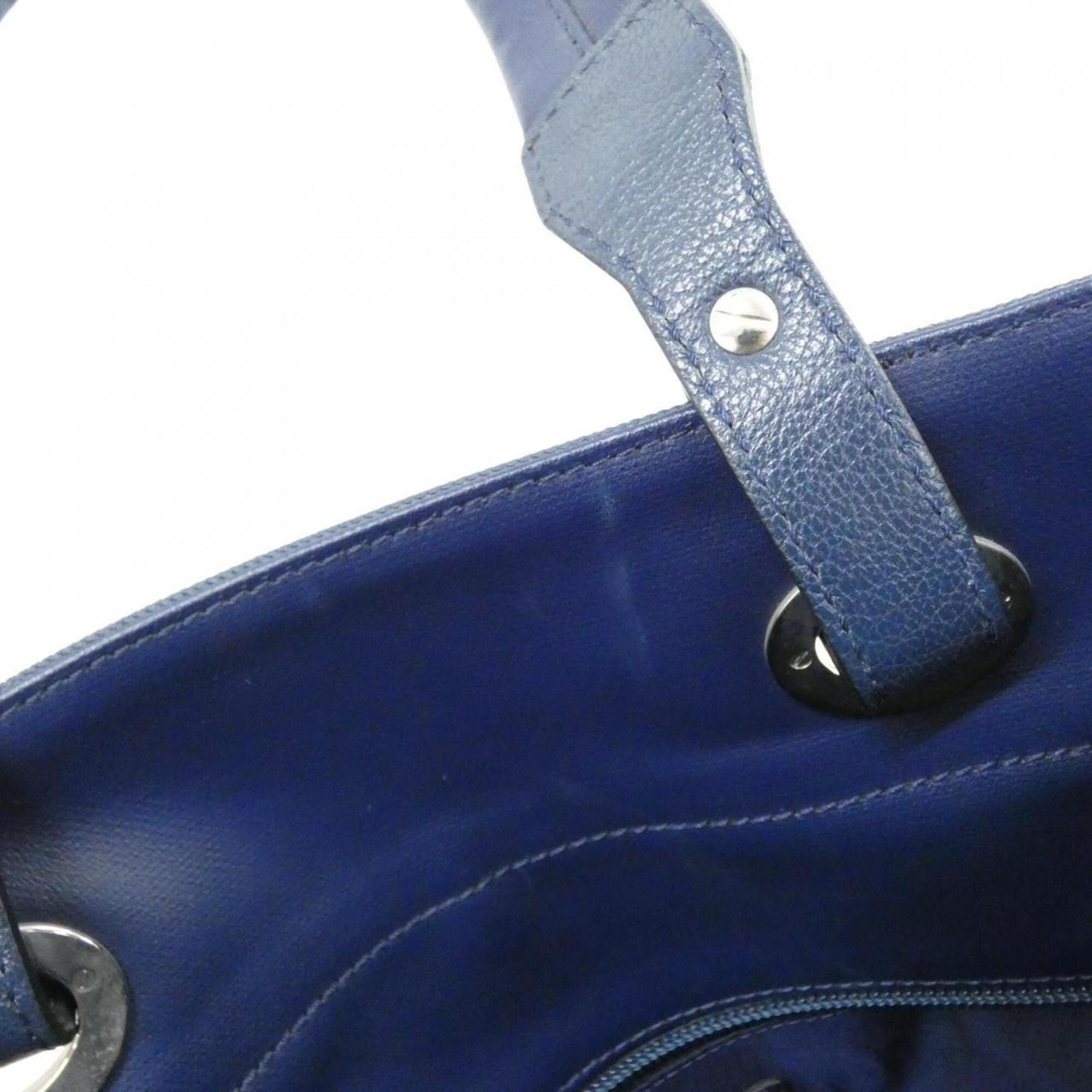Canvas Handbag (Pre-Owned) - Chanel - Modalova