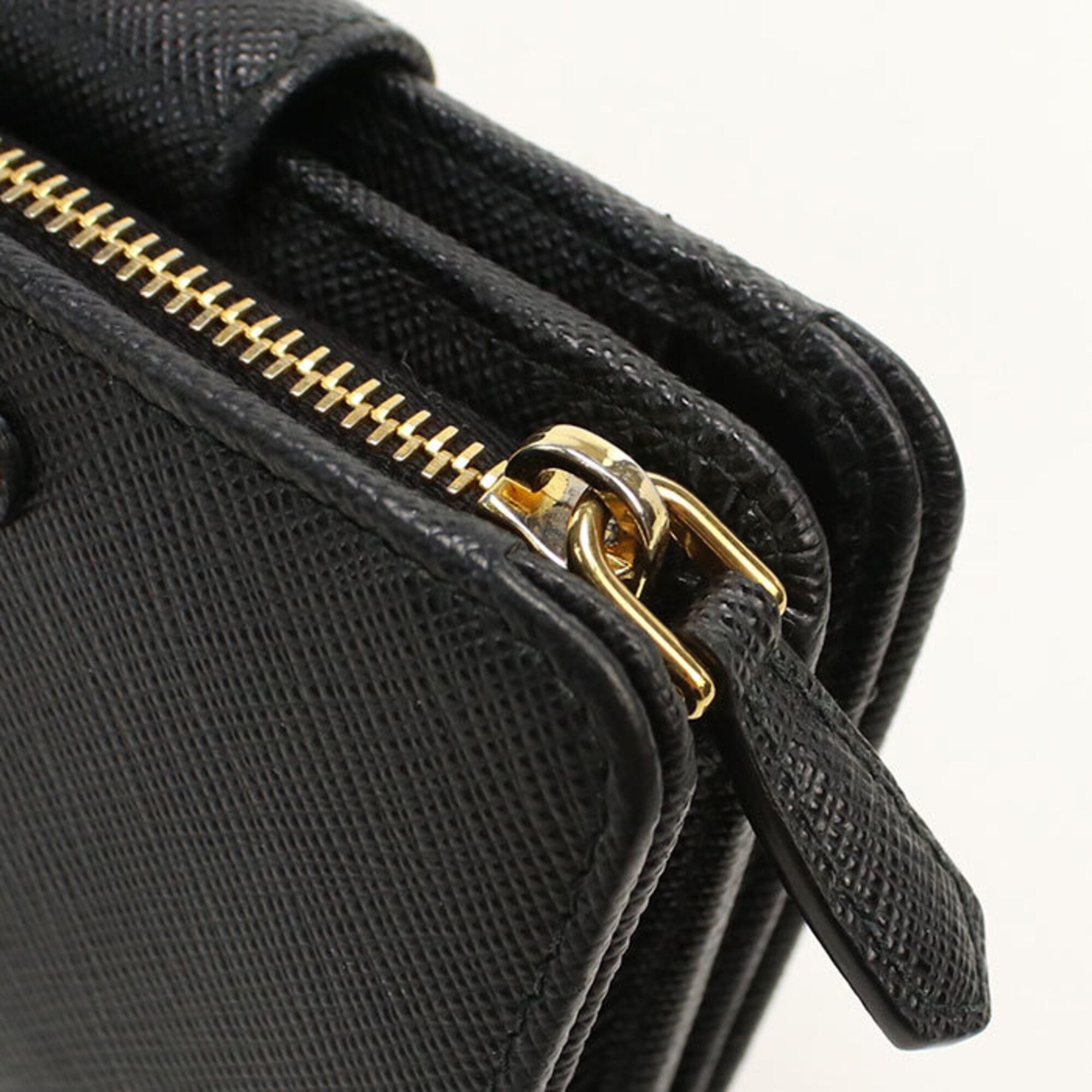 Leather Wallet (Bi-Fold) (Pre-Owned) - Prada - Modalova