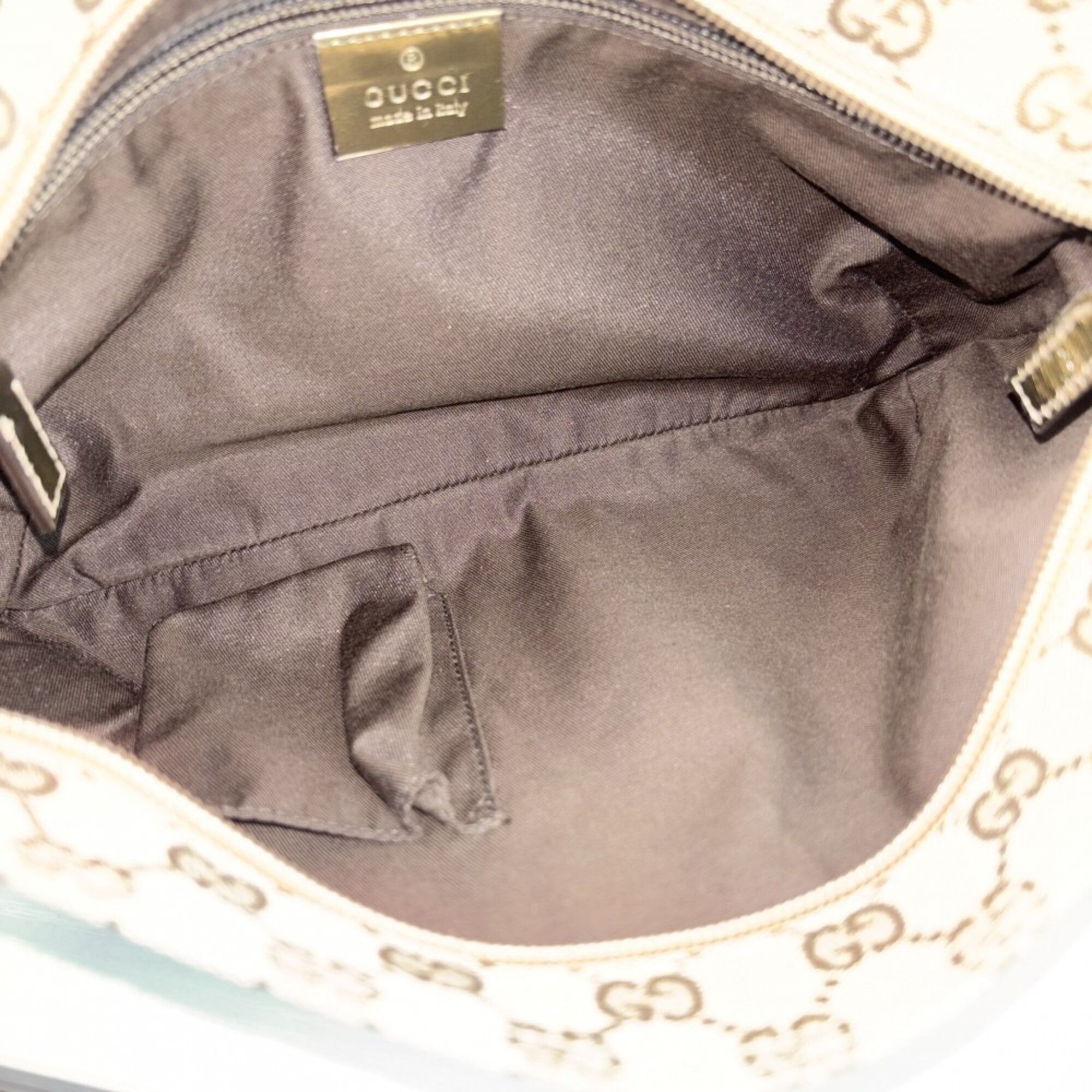 Gold Gg Canvas Shoulder Bag (Pre-Owned) - Gucci - Modalova