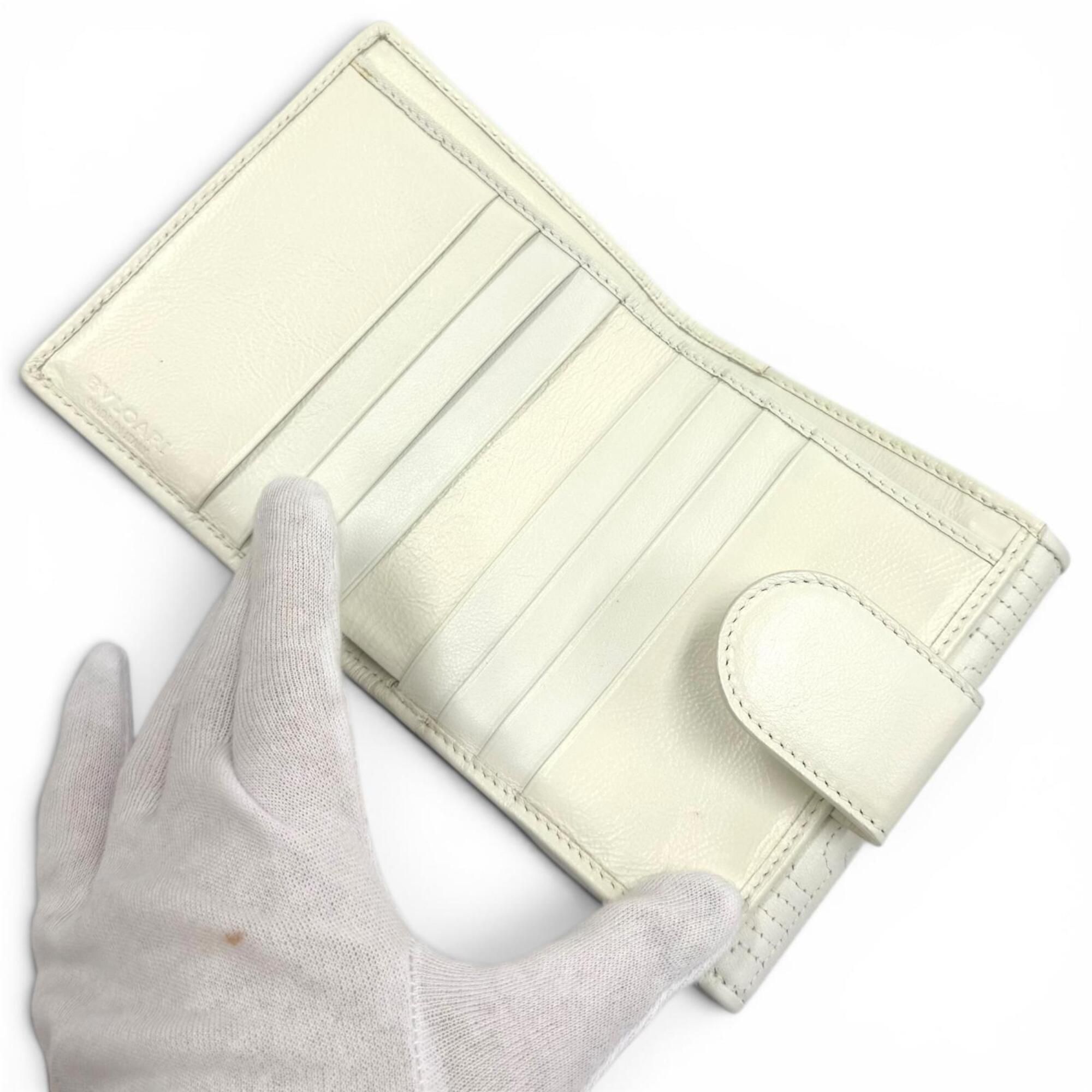 Leather Wallet (Bi-Fold) (Pre-Owned) - Bvlgari - Modalova
