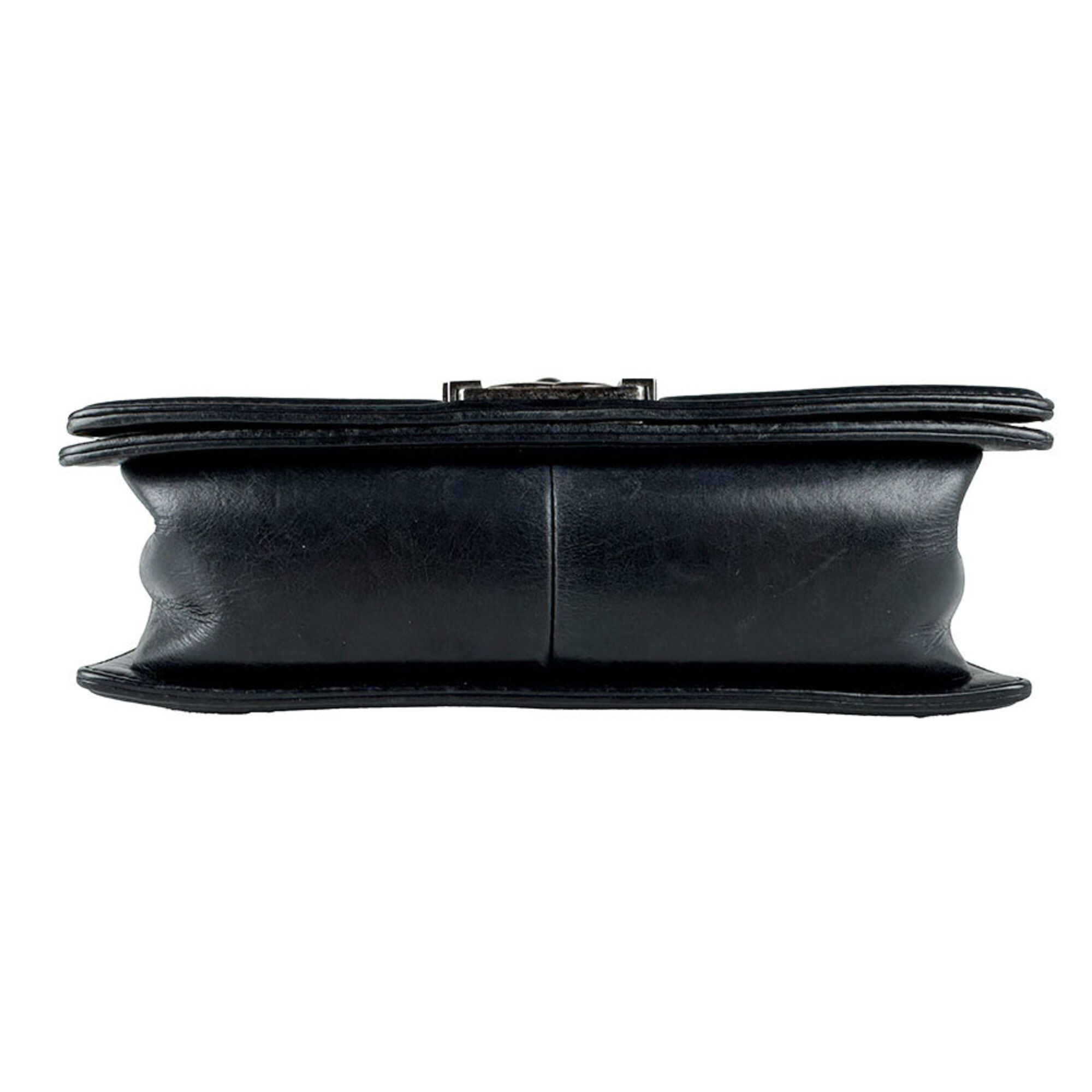 Leather Shoulder Bag (Pre-Owned) - Chanel - Modalova