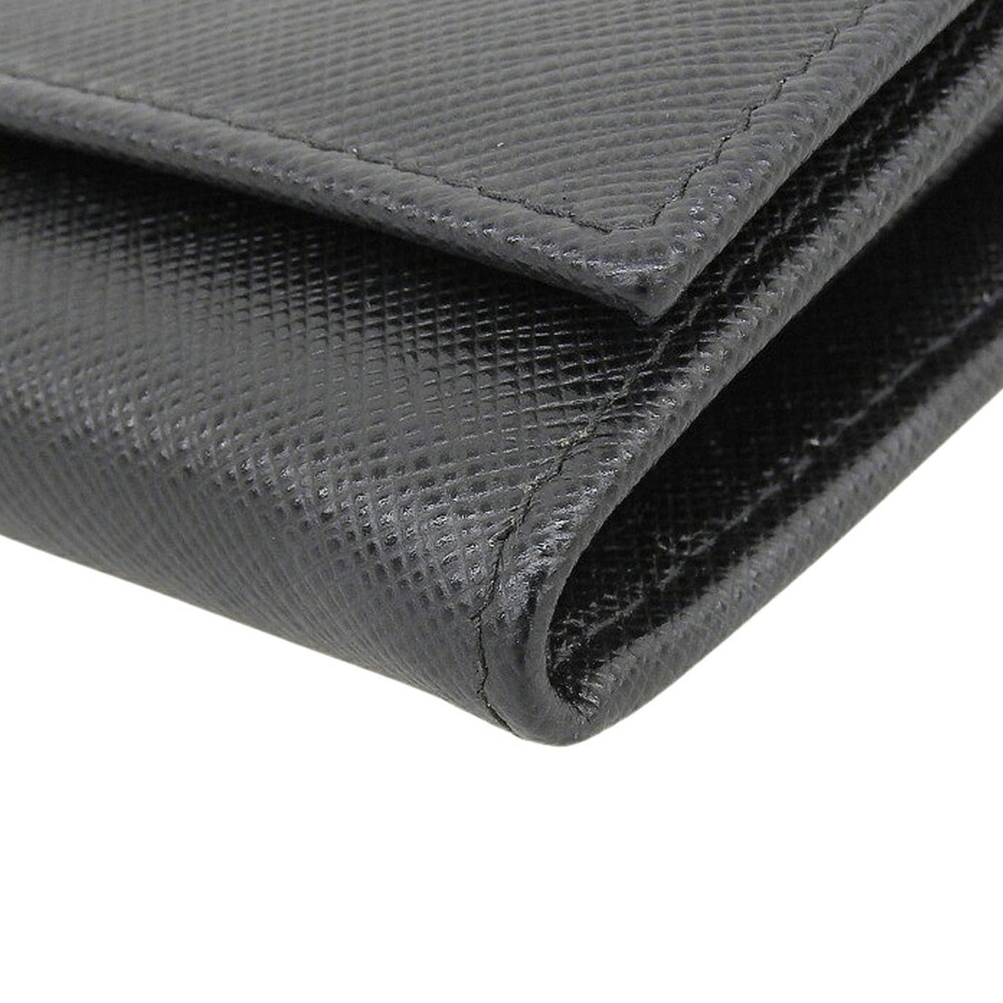 Saffiano Triangle Long Wallet (Bi-Fold) (Pre-Owned) - Prada - Modalova