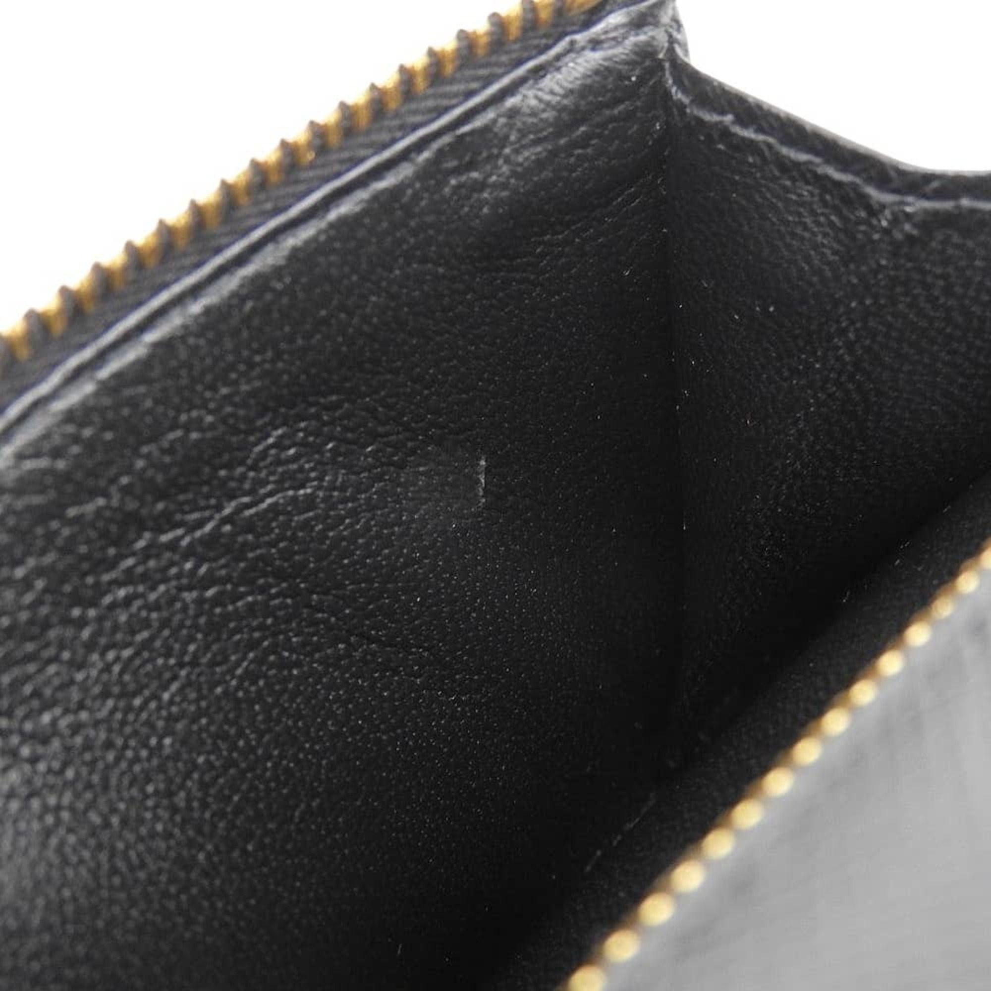Saffiano Triangle Long Wallet (Bi-Fold) (Pre-Owned) - Prada - Modalova