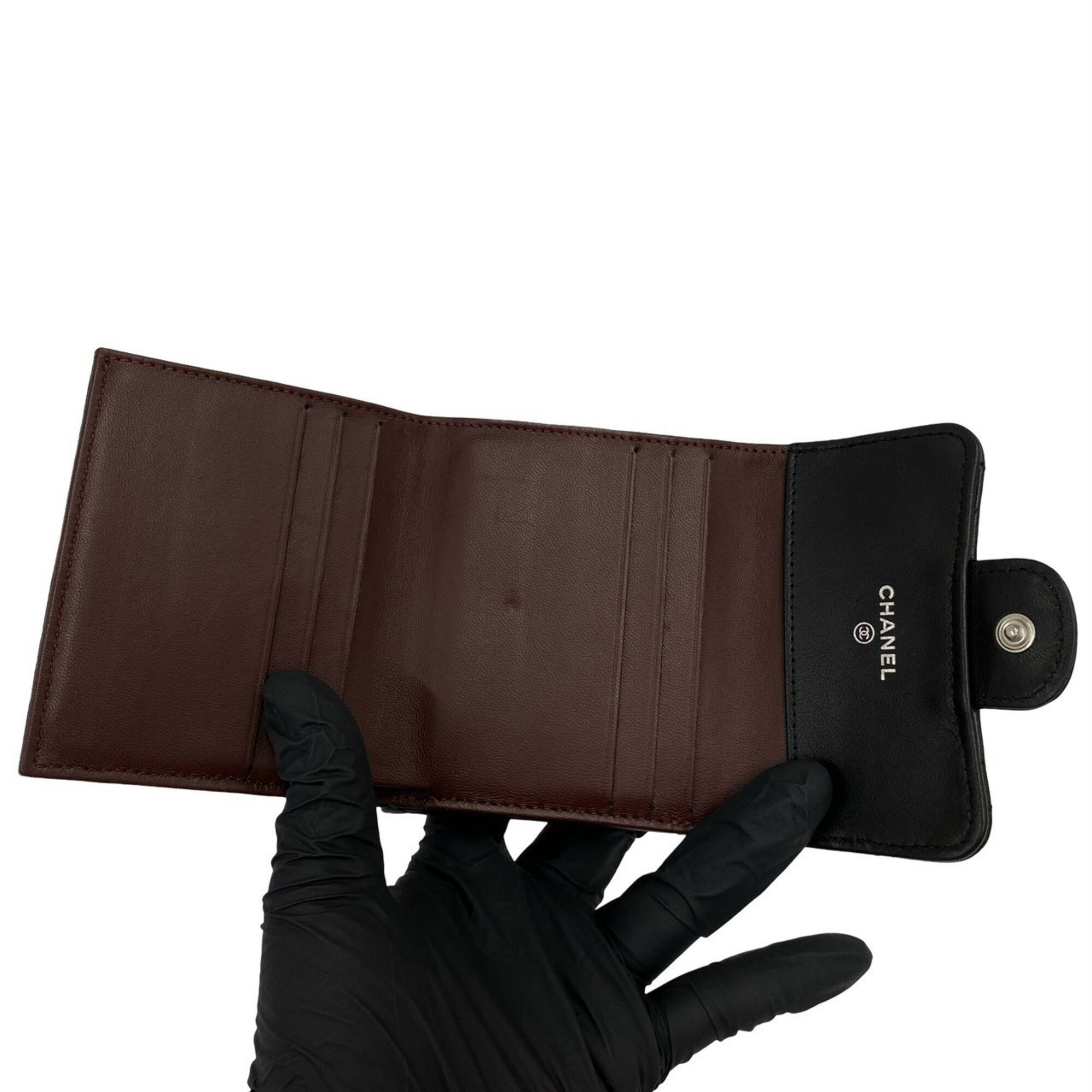 Leather Wallet (Tri-Fold) (Pre-Owned) - Chanel - Modalova