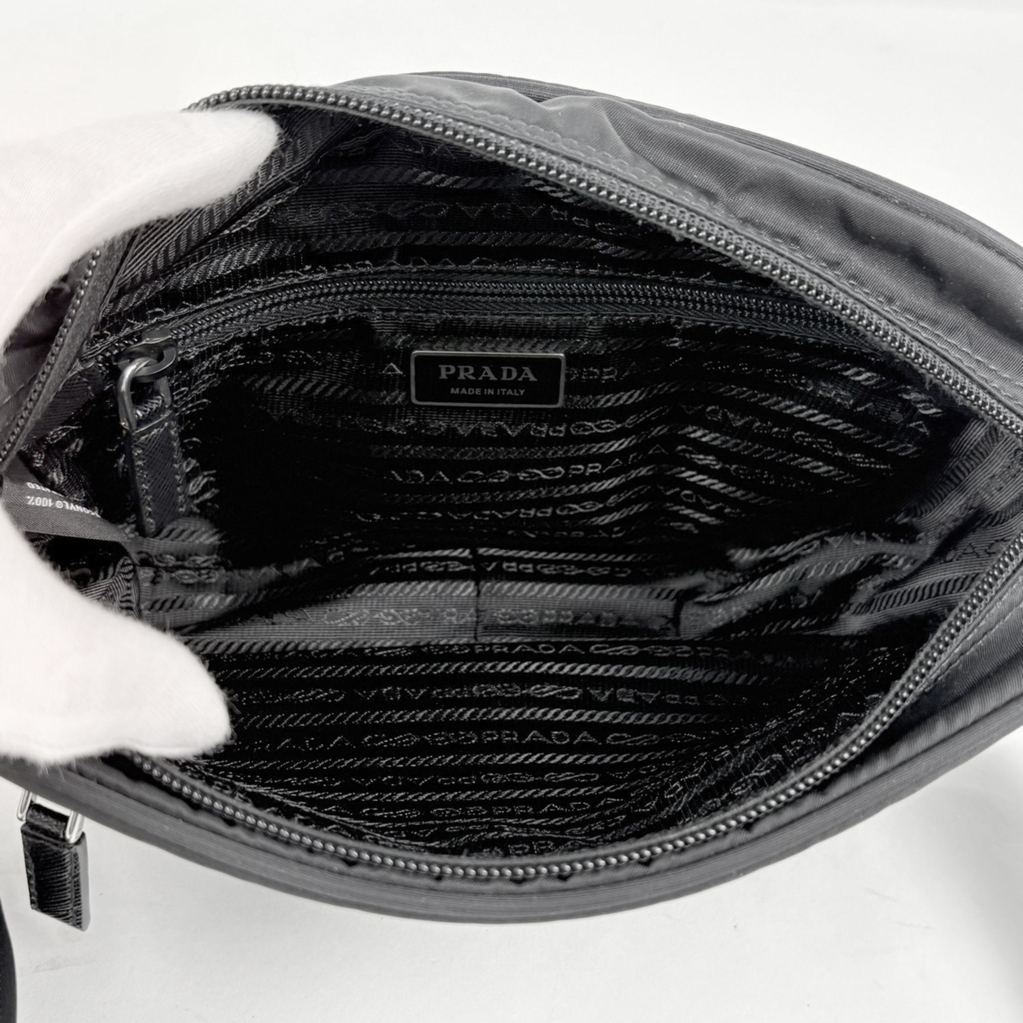 Nylon Shoulder Bag (Pre-Owned) - Prada - Modalova