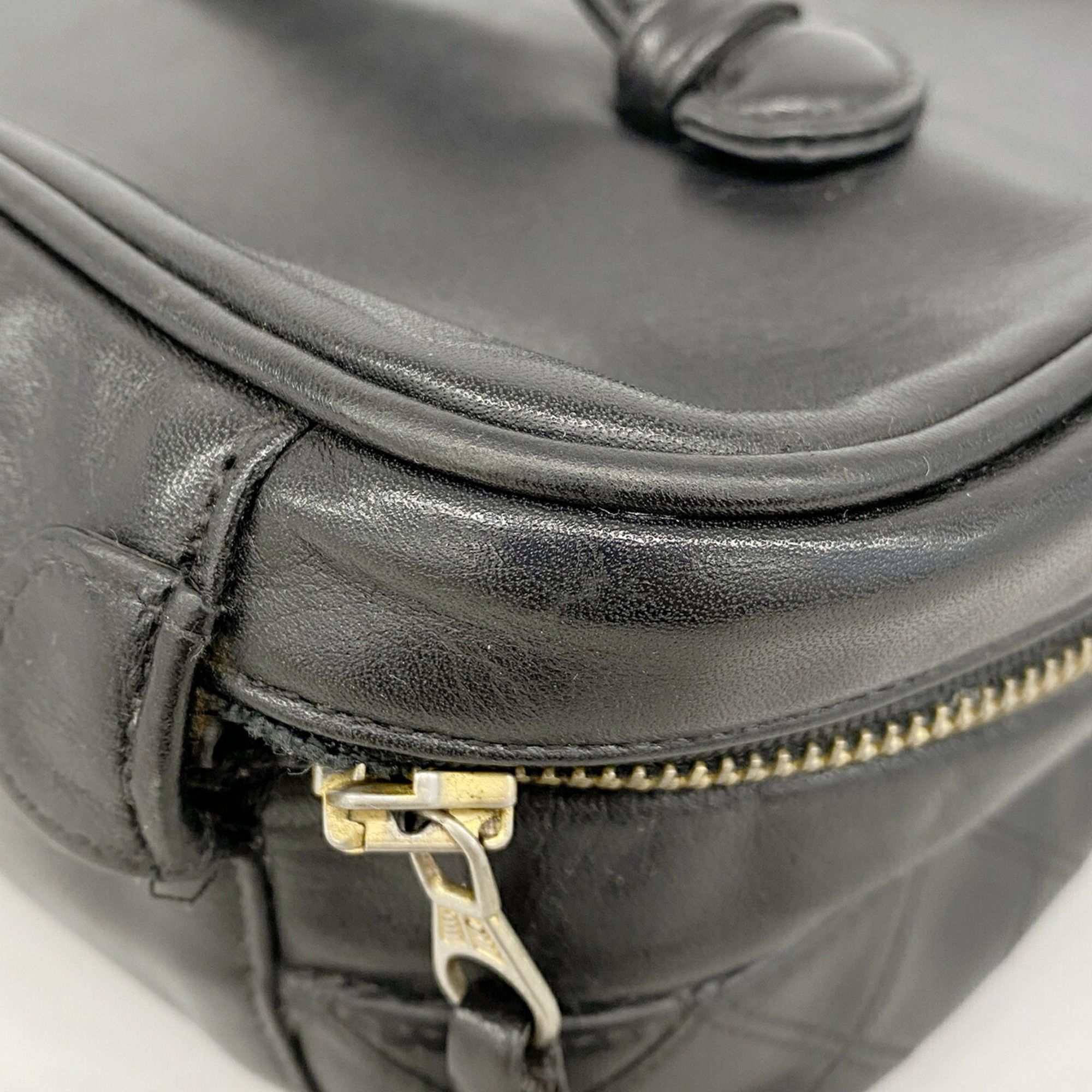 Leather Vanity Bag (Pre-Owned) - Chanel - Modalova