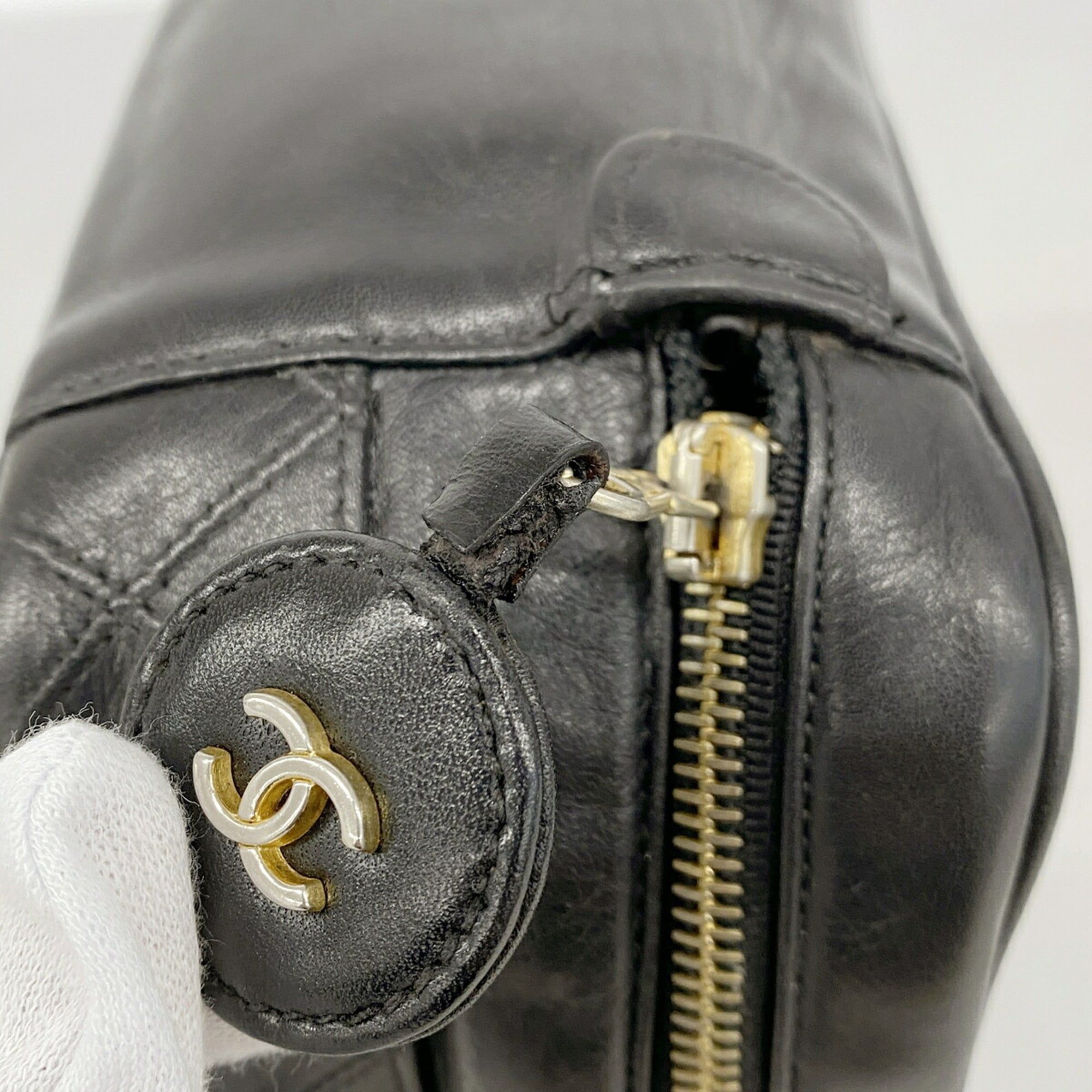 Leather Vanity Bag (Pre-Owned) - Chanel - Modalova