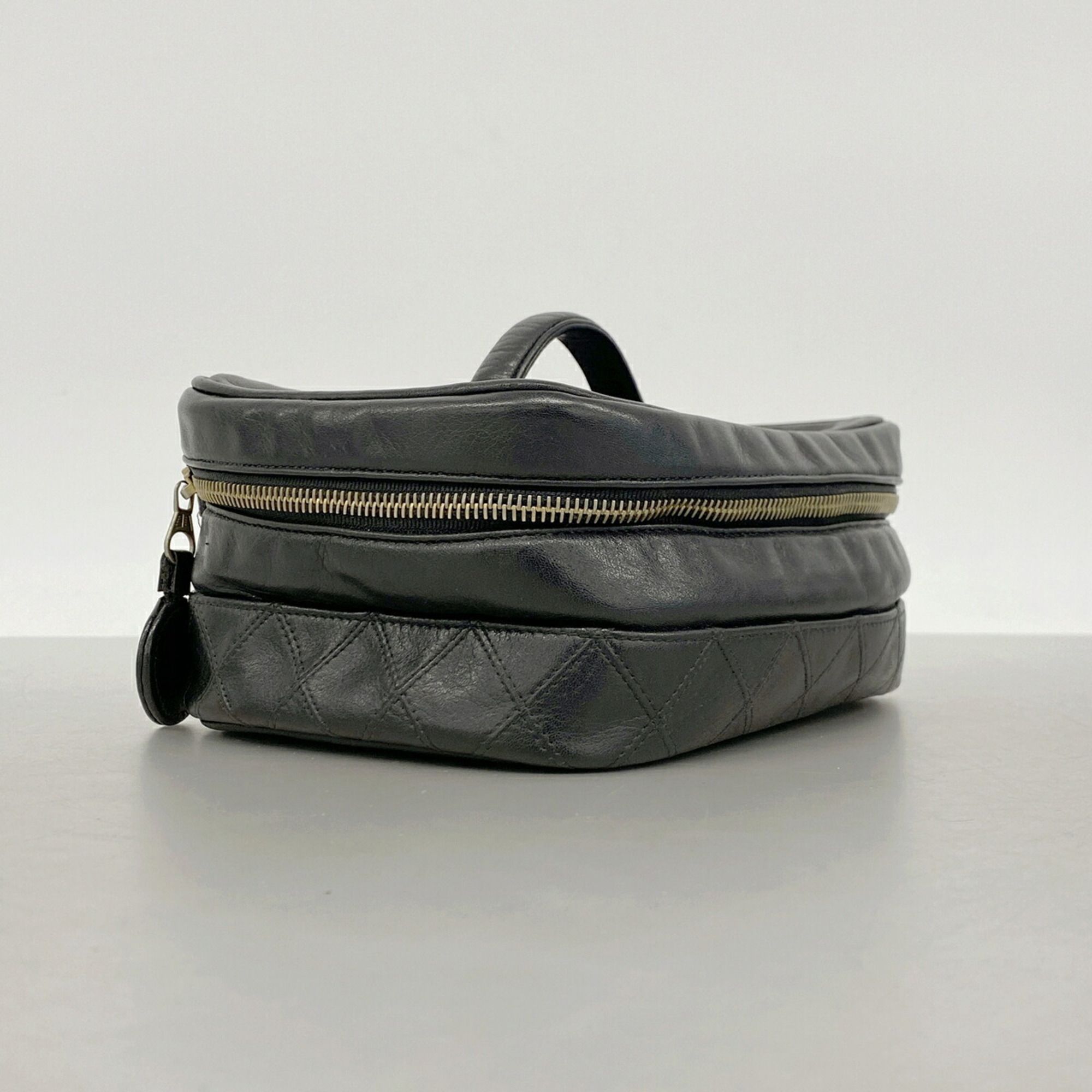 Leather Vanity Bag (Pre-Owned) - Chanel - Modalova