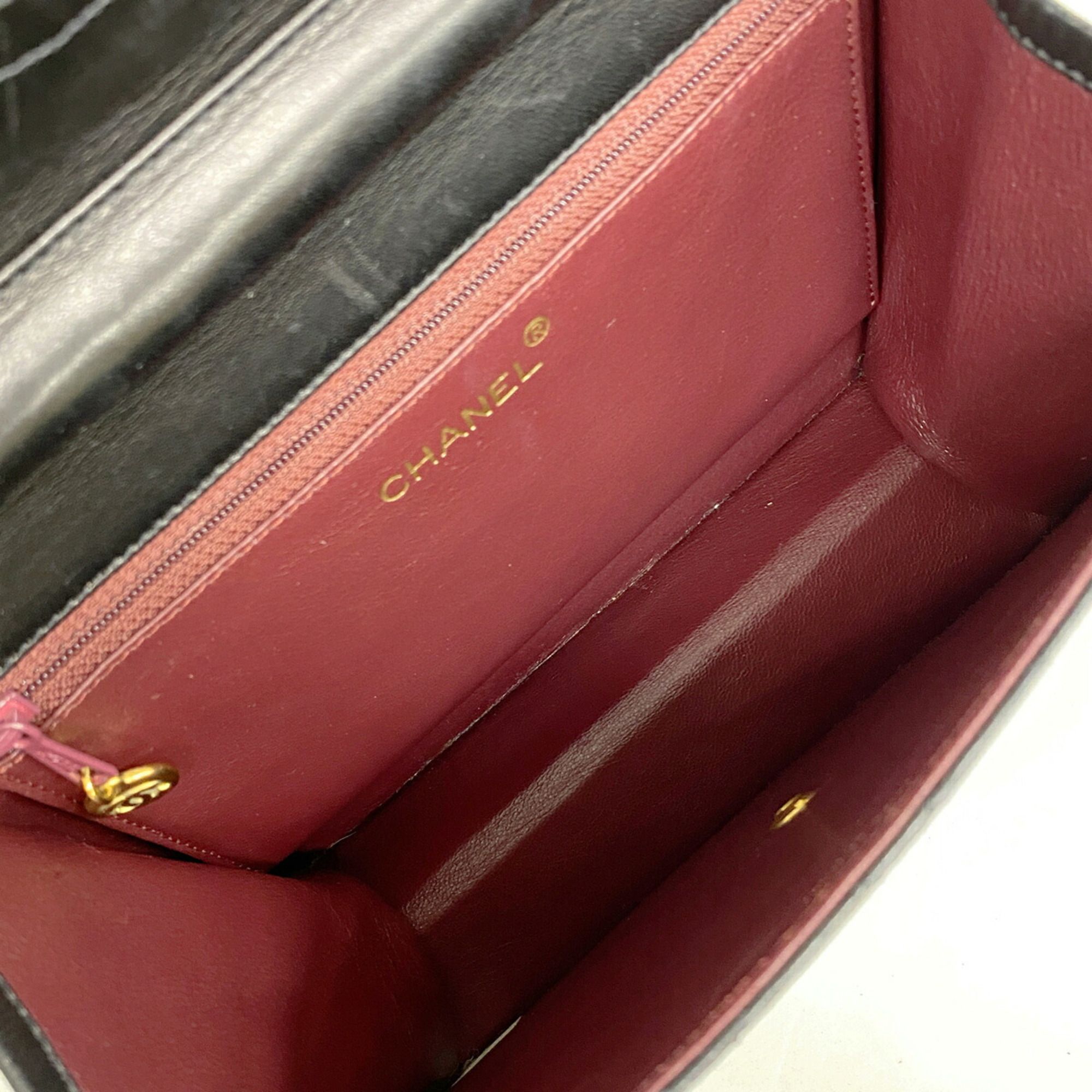 Leather Shoulder Bag (Pre-Owned) - Chanel - Modalova