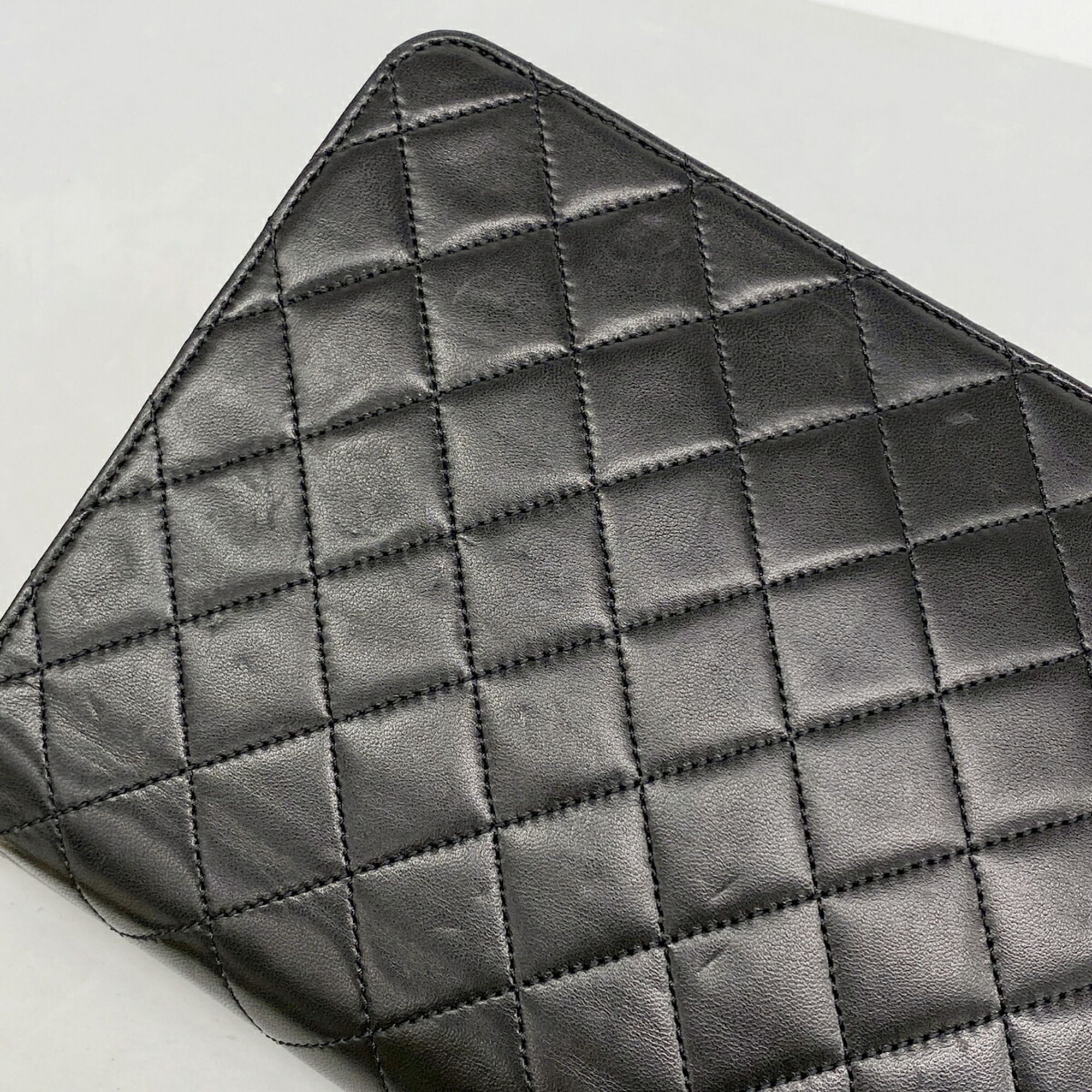 Leather Shoulder Bag (Pre-Owned) - Chanel - Modalova