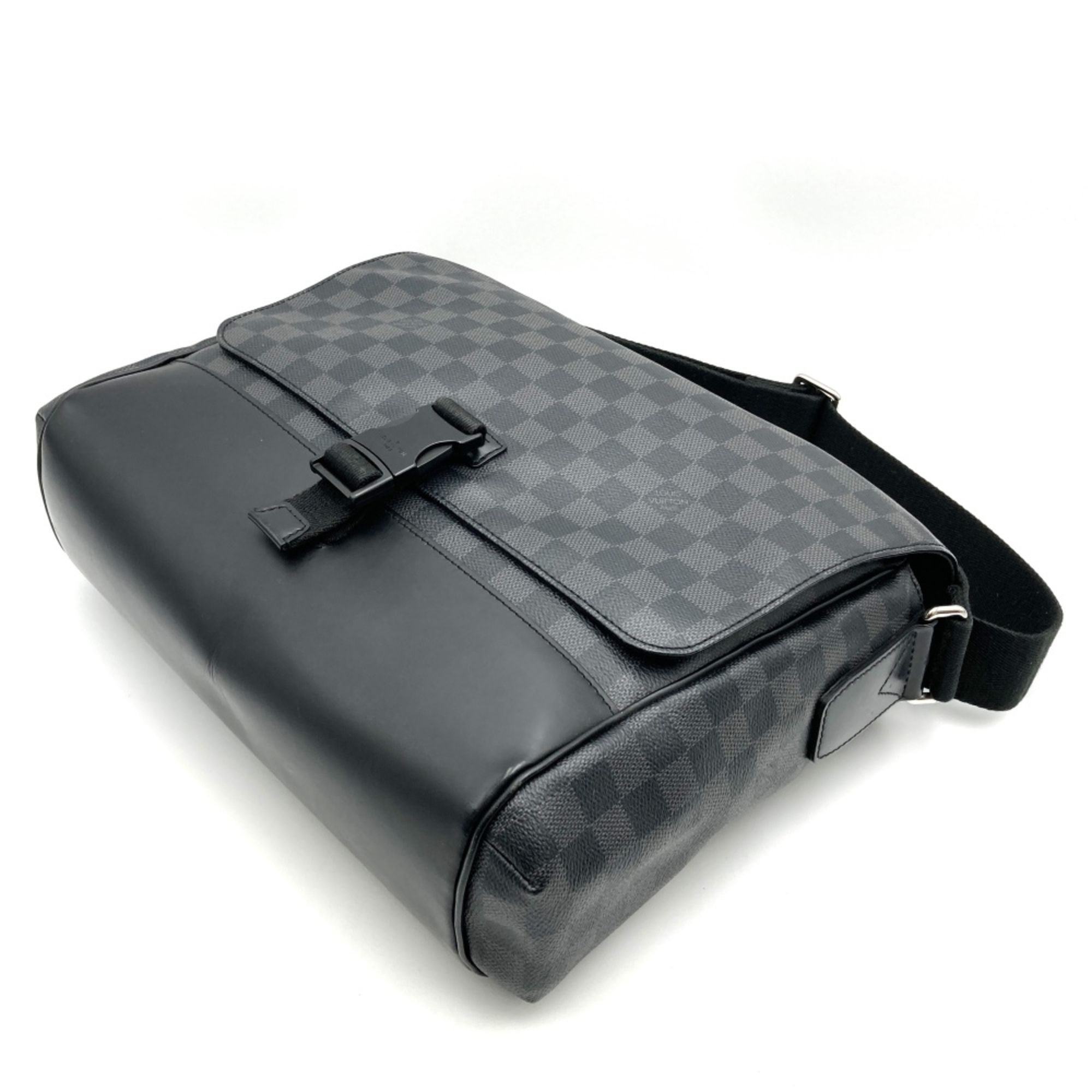 Damier Graphite Canvas Messenger Bag Shoulder Bag (Pre-Owned) - Louis Vuitton - Modalova