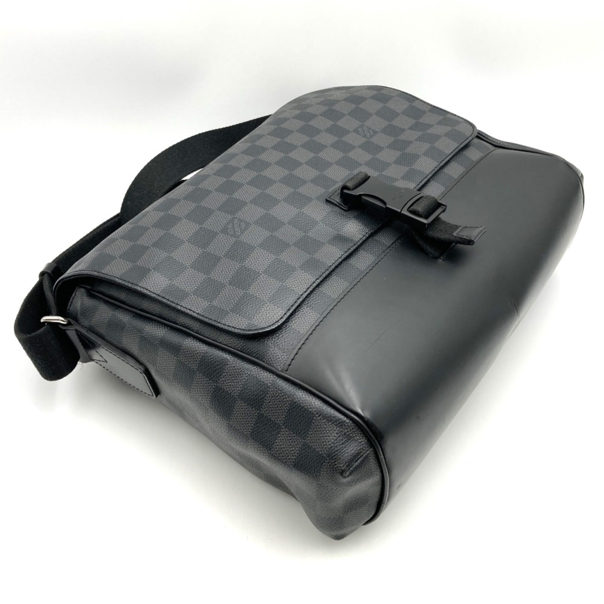 Damier Graphite Canvas Messenger Bag Shoulder Bag (Pre-Owned) - Louis Vuitton - Modalova
