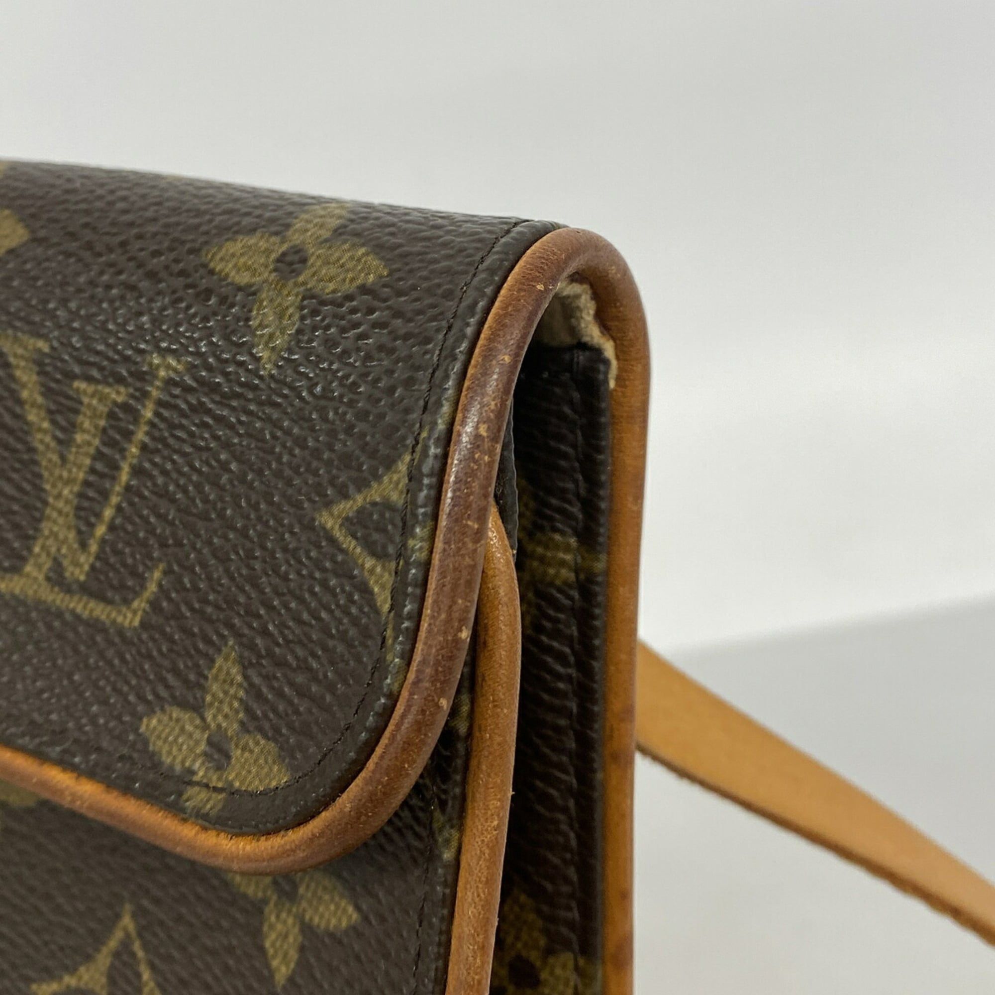 Fanny Pack (Pre-Owned) - Louis Vuitton - Modalova