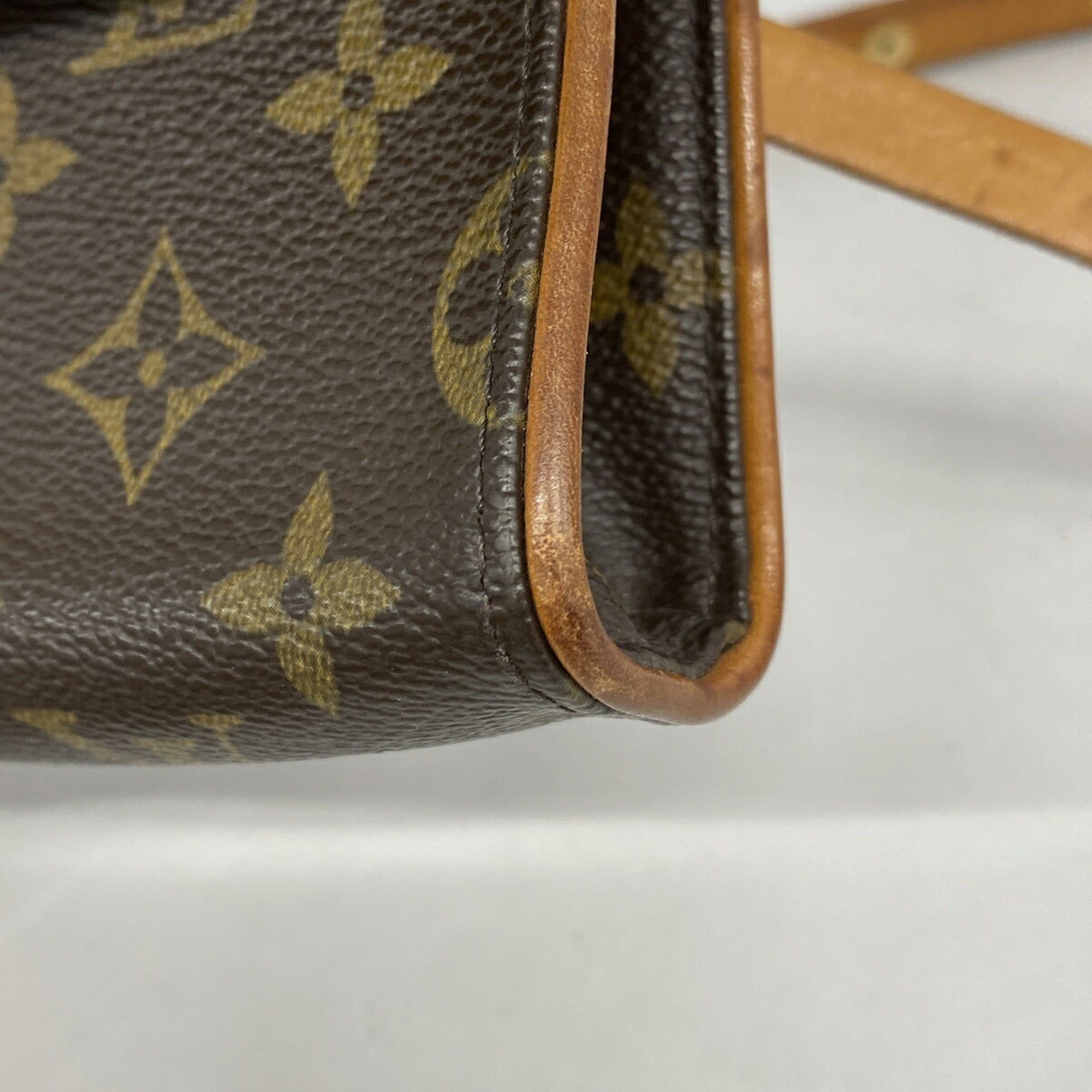 Fanny Pack (Pre-Owned) - Louis Vuitton - Modalova