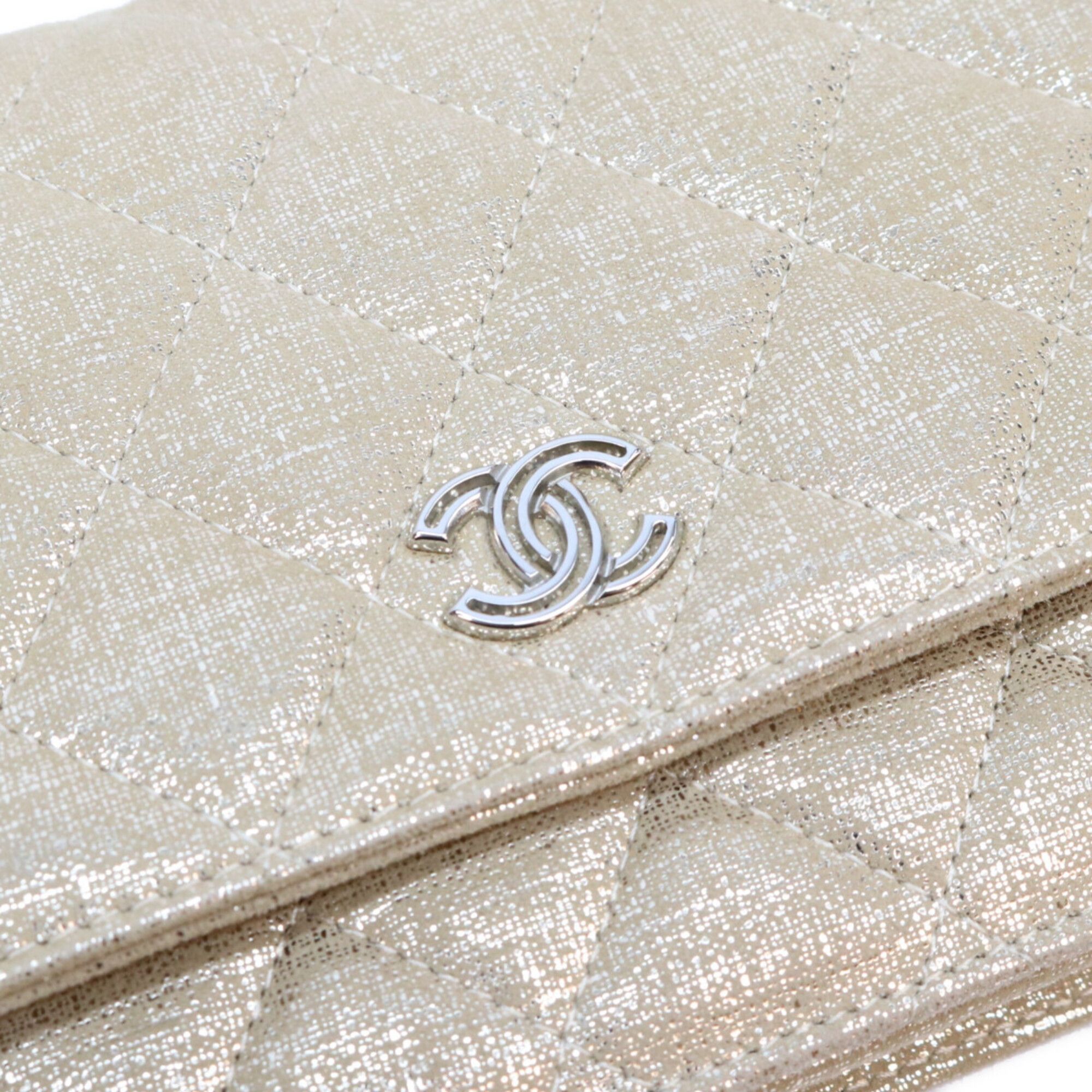 Leather Shoulder Bag (Pre-Owned) - Chanel - Modalova