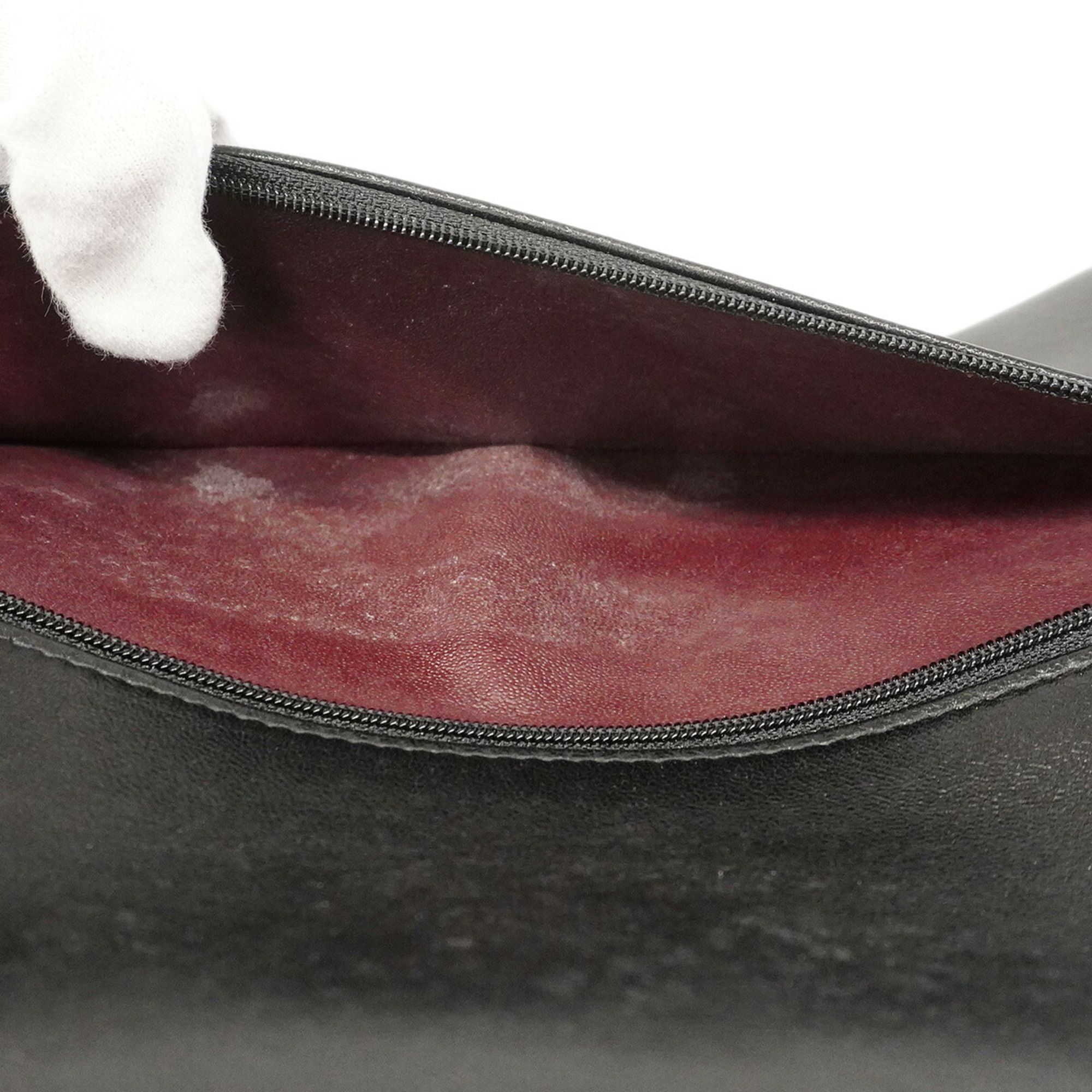 Leather Shoulder Bag (Pre-Owned) - Chanel - Modalova