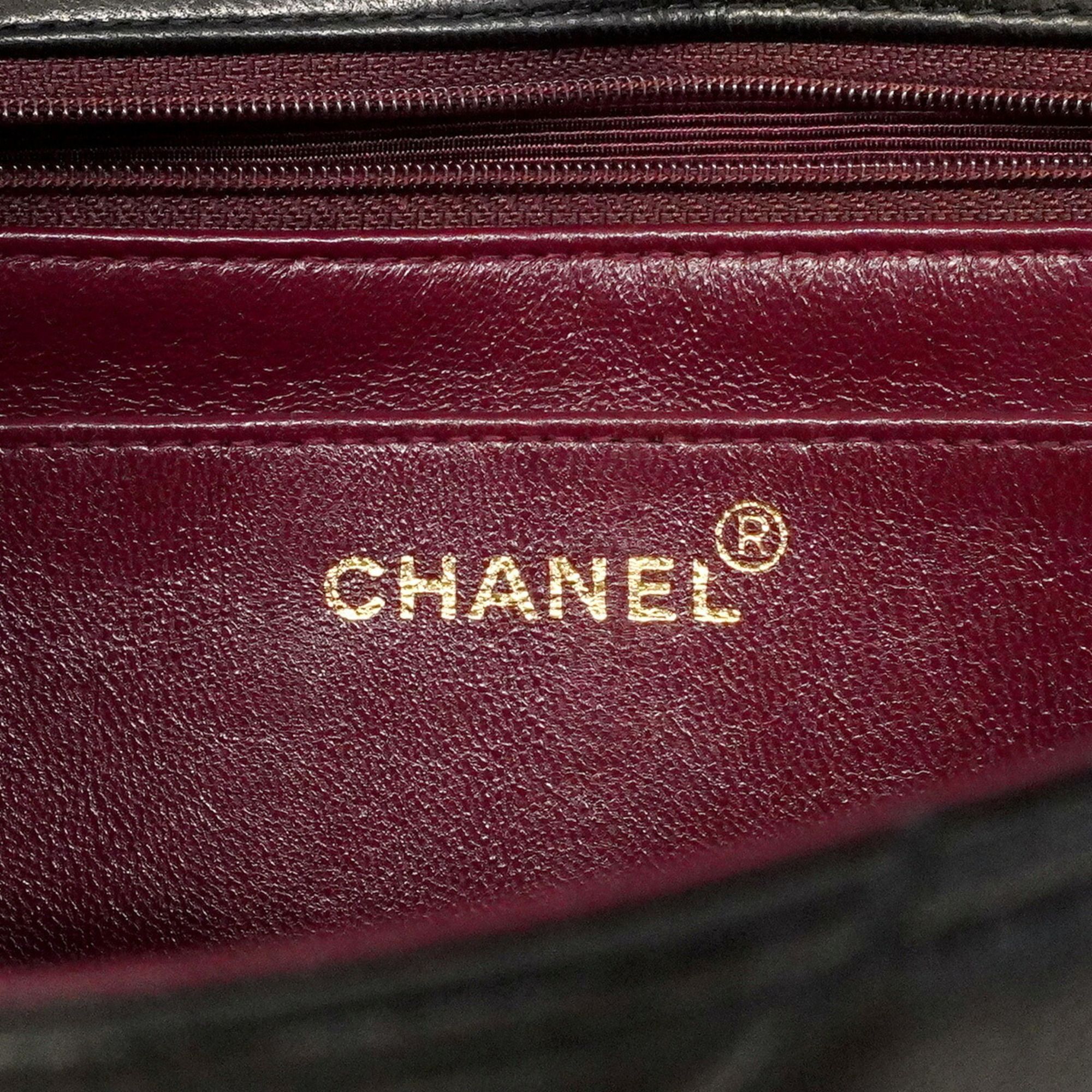 Leather Shoulder Bag (Pre-Owned) - Chanel - Modalova