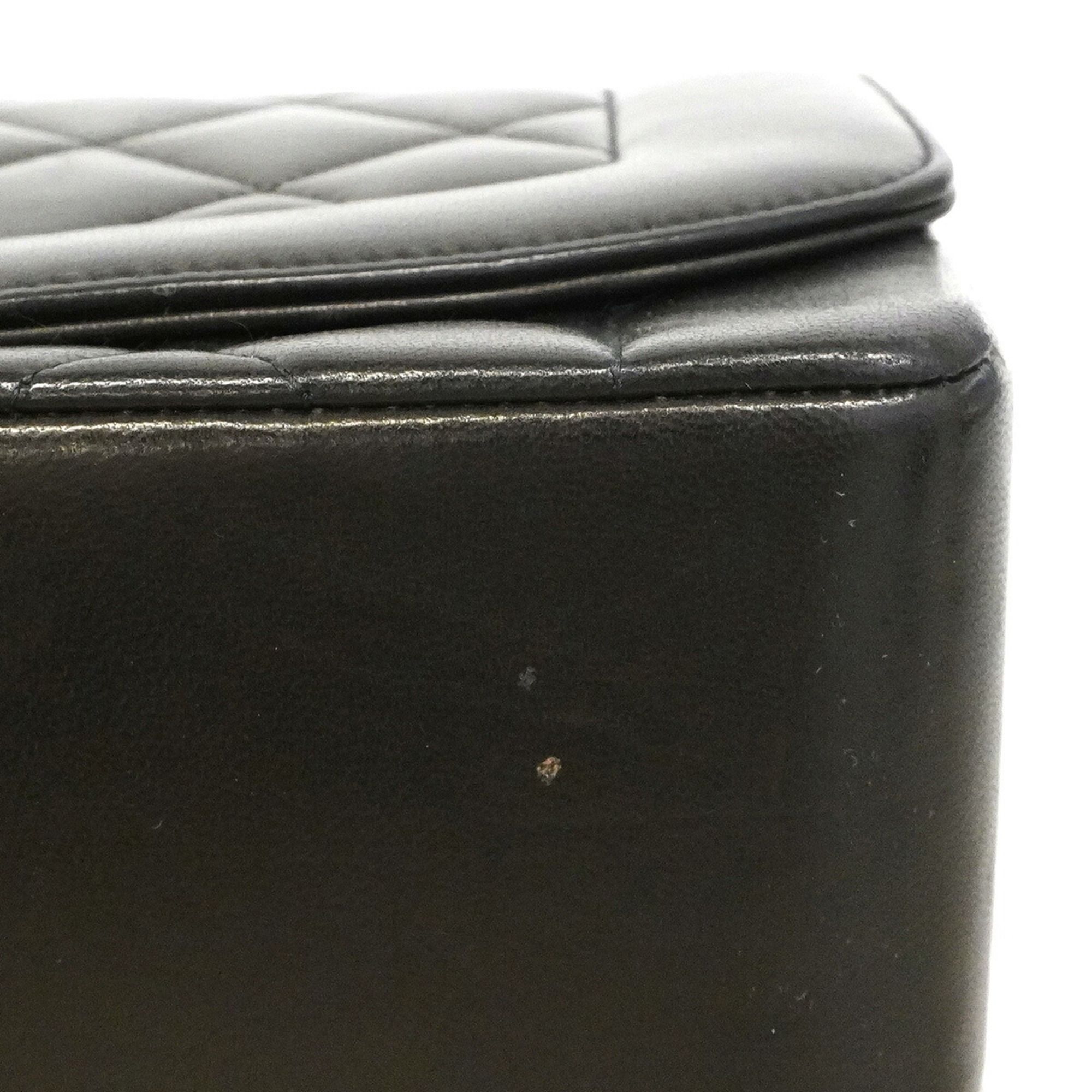 Leather Shoulder Bag (Pre-Owned) - Chanel - Modalova