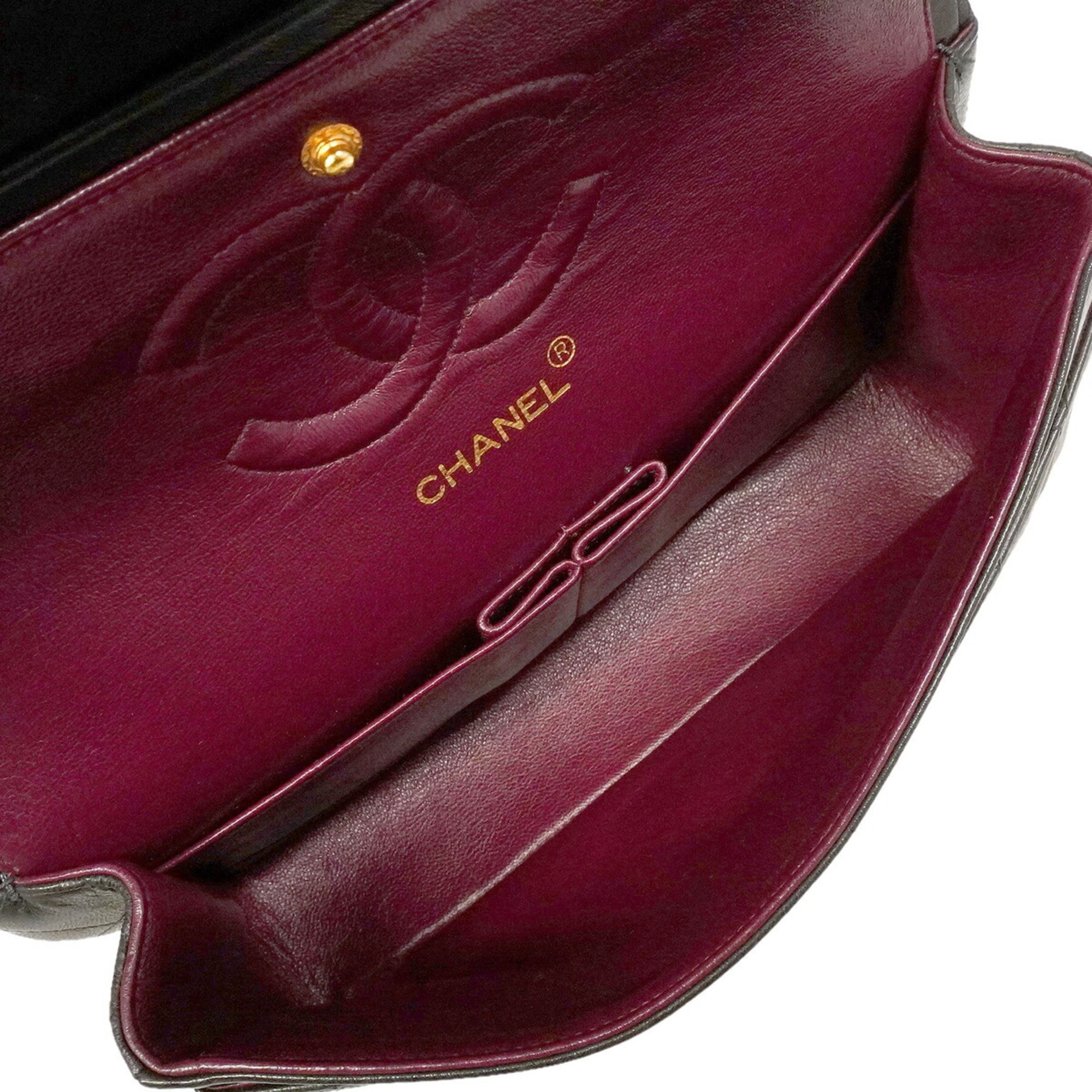 Leather Shoulder Bag (Pre-Owned) - Chanel - Modalova