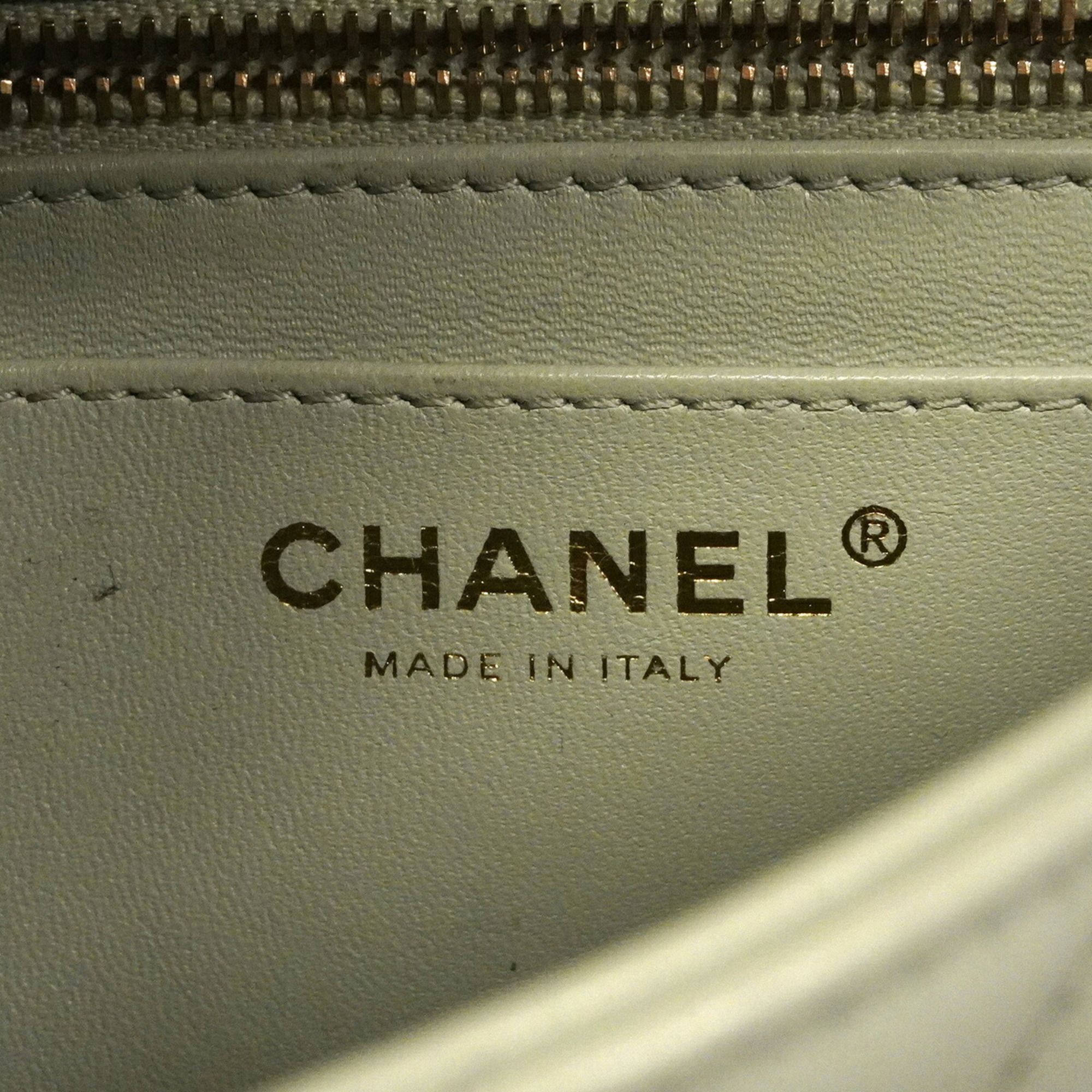 Leather Shoulder Bag (Pre-Owned) - Chanel - Modalova