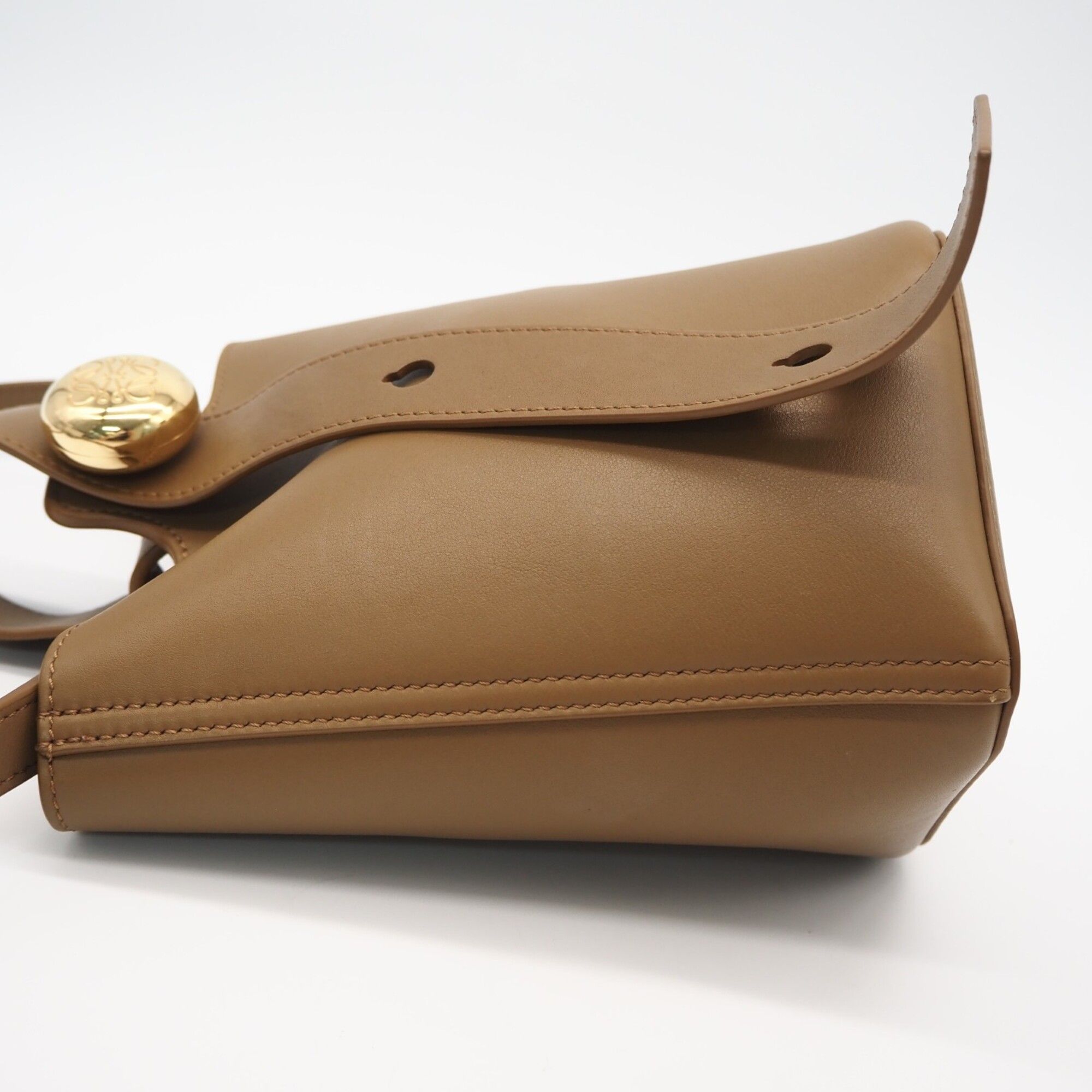 Leather Handbag Shoulder Bag (Pre-Owned) - Loewe - Modalova