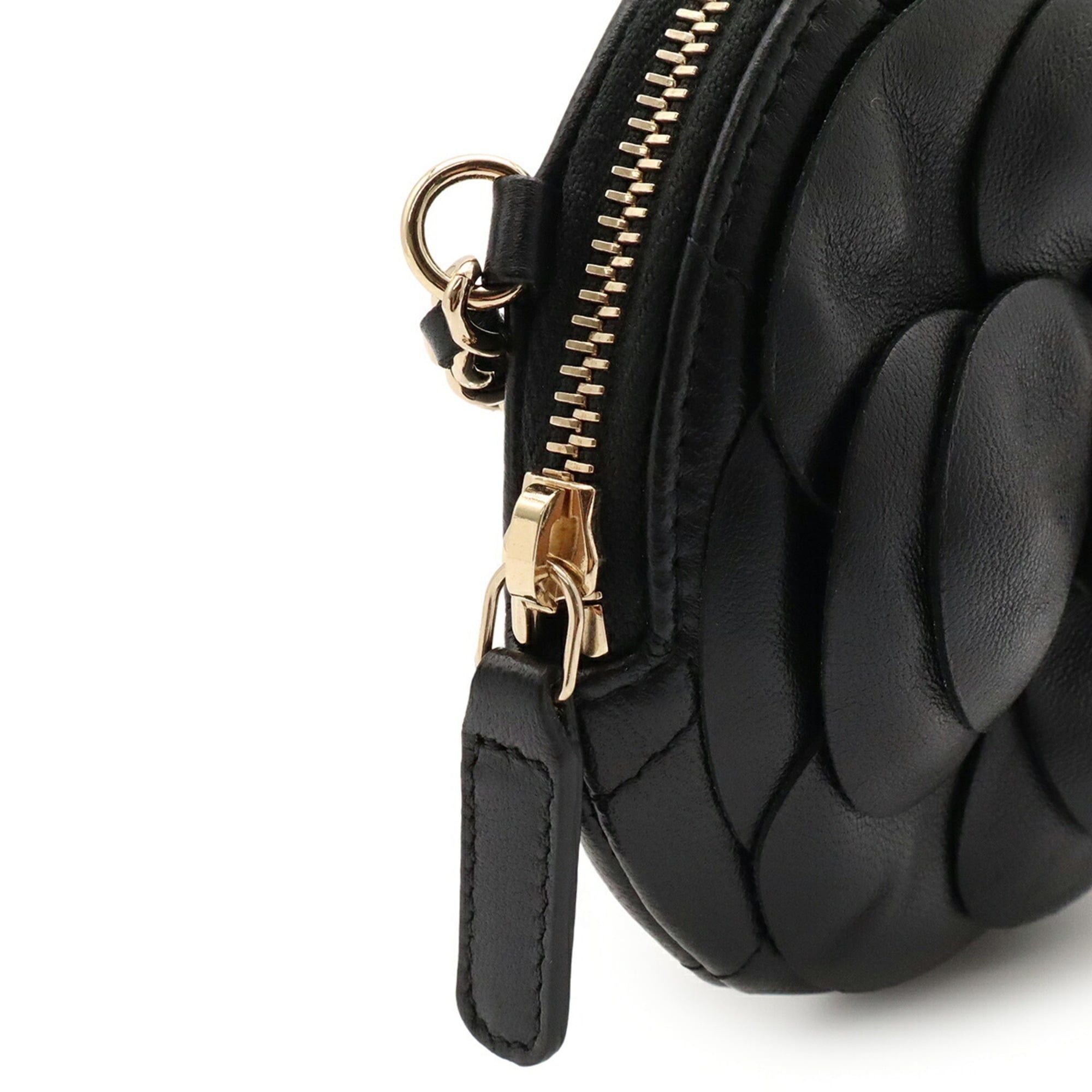 Leather Pochette Shoulder Bag (Pre-Owned) - Chanel - Modalova
