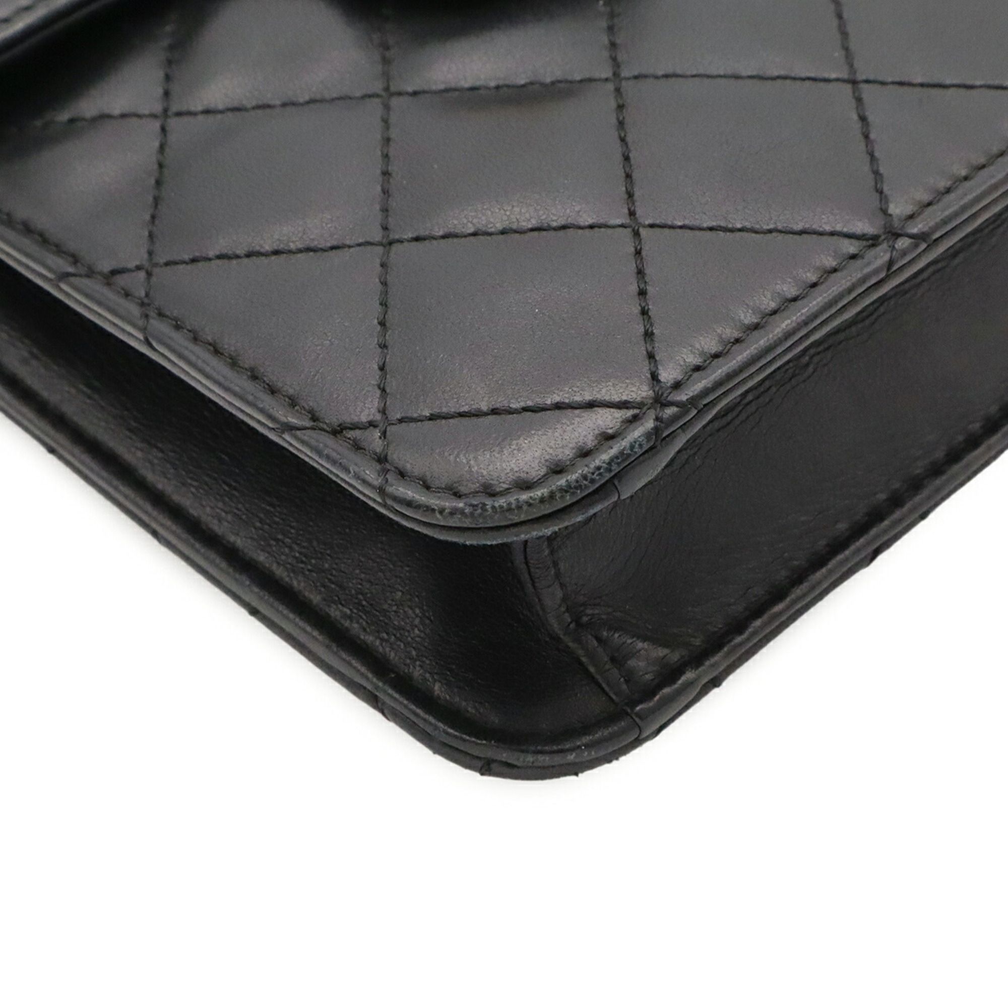 Leather Pochette Shoulder Bag (Pre-Owned) - Chanel - Modalova