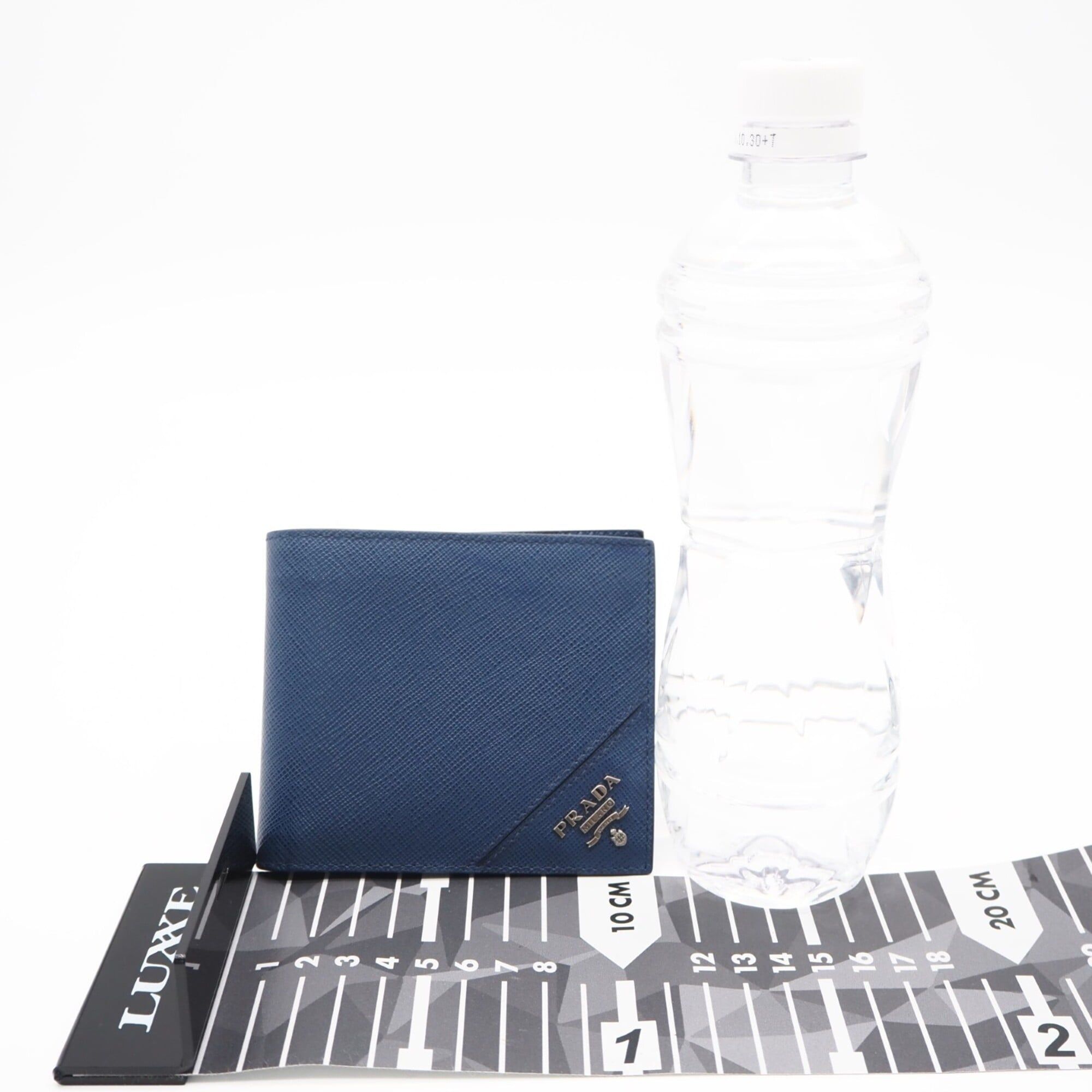 Saffiano Leather Bill Wallet (Bi-Fold) (Pre-Owned) - Prada - Modalova