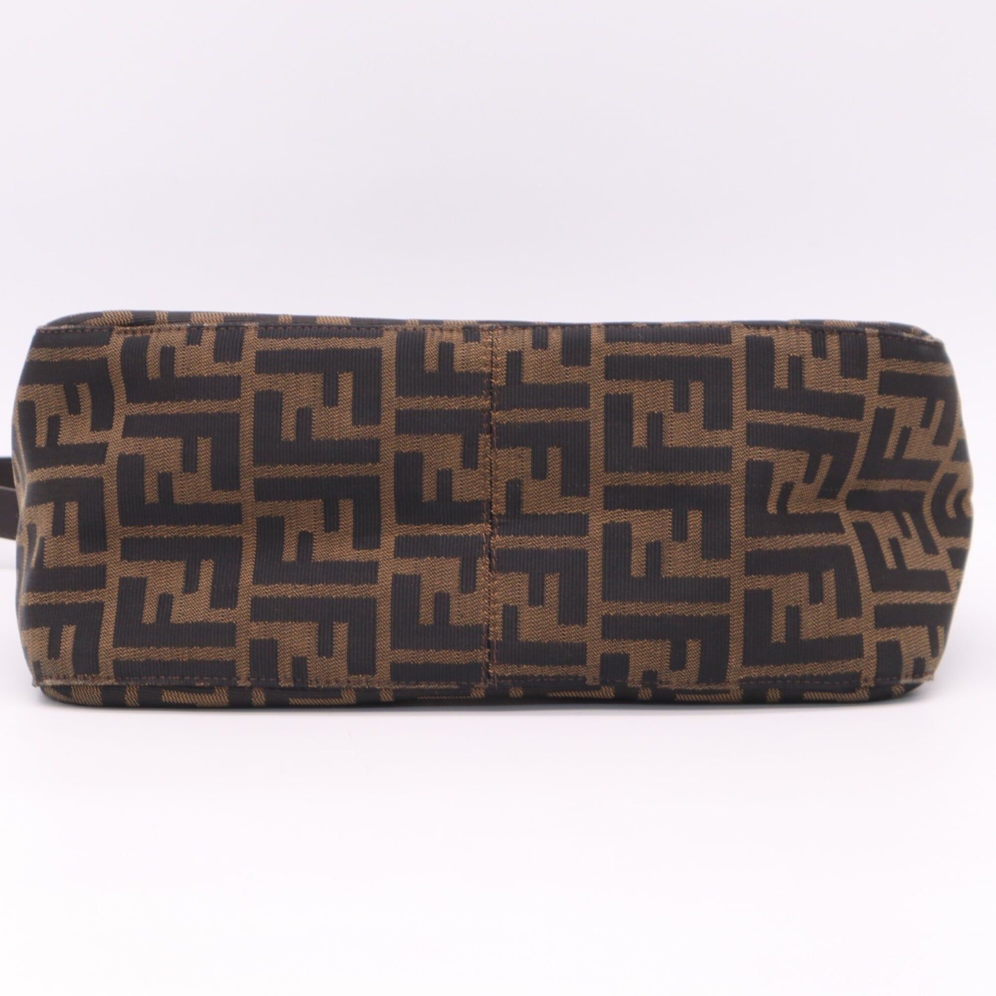 Zucca Zucca Leather Shoulder Bag (Pre-Owned) - Fendi - Modalova