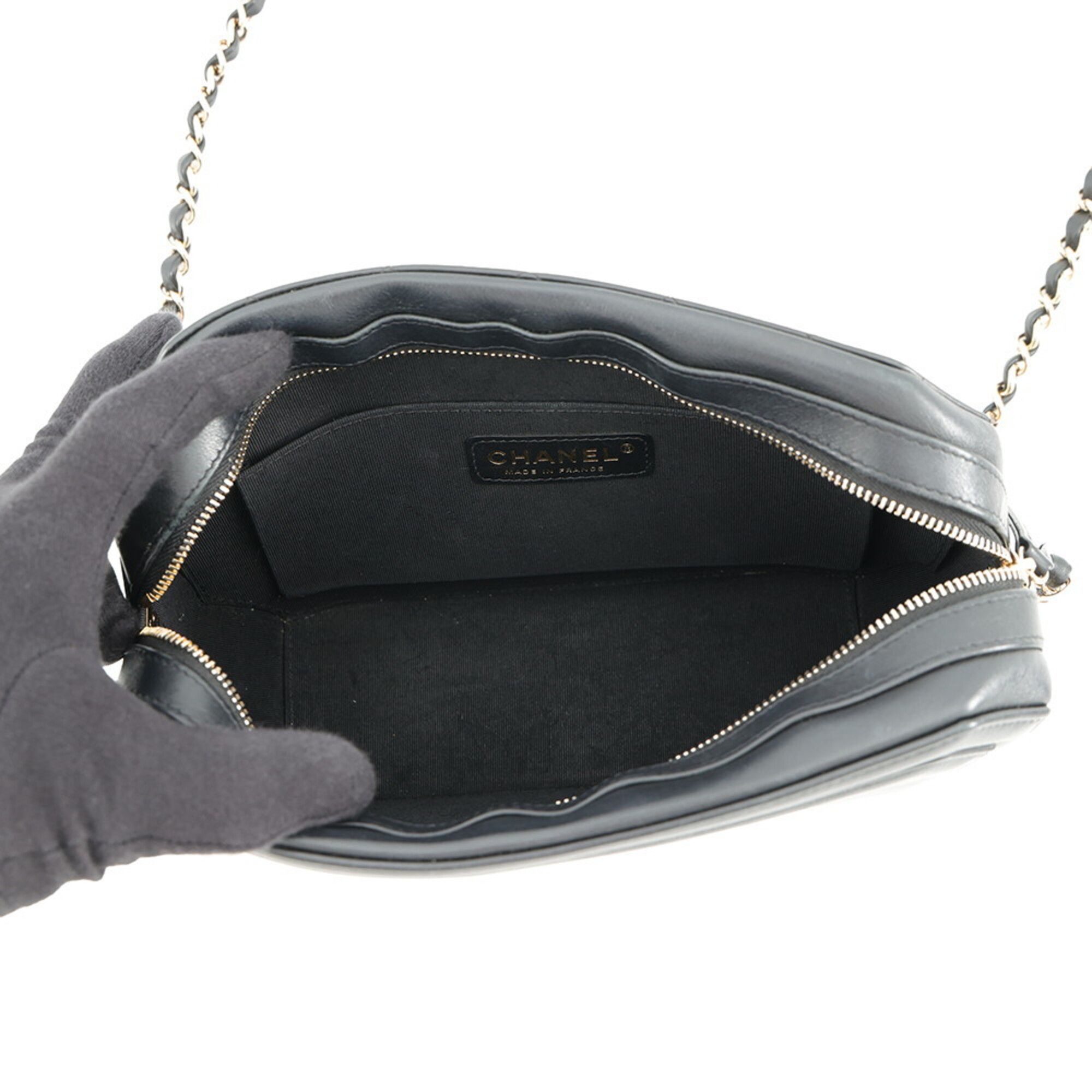 Leather Shoulder Bag (Pre-Owned) - Chanel - Modalova