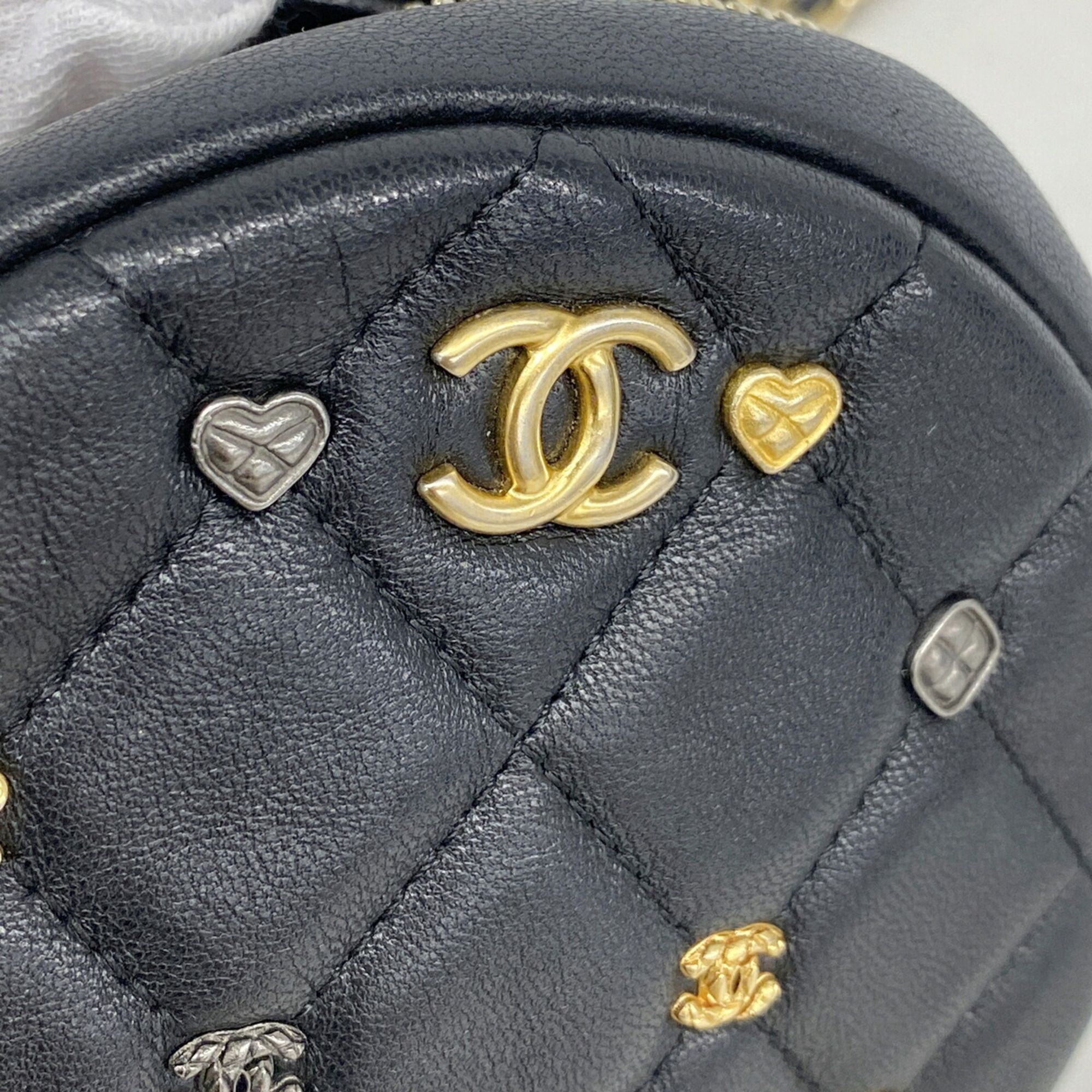 Leather Shoulder Bag (Pre-Owned) - Chanel - Modalova