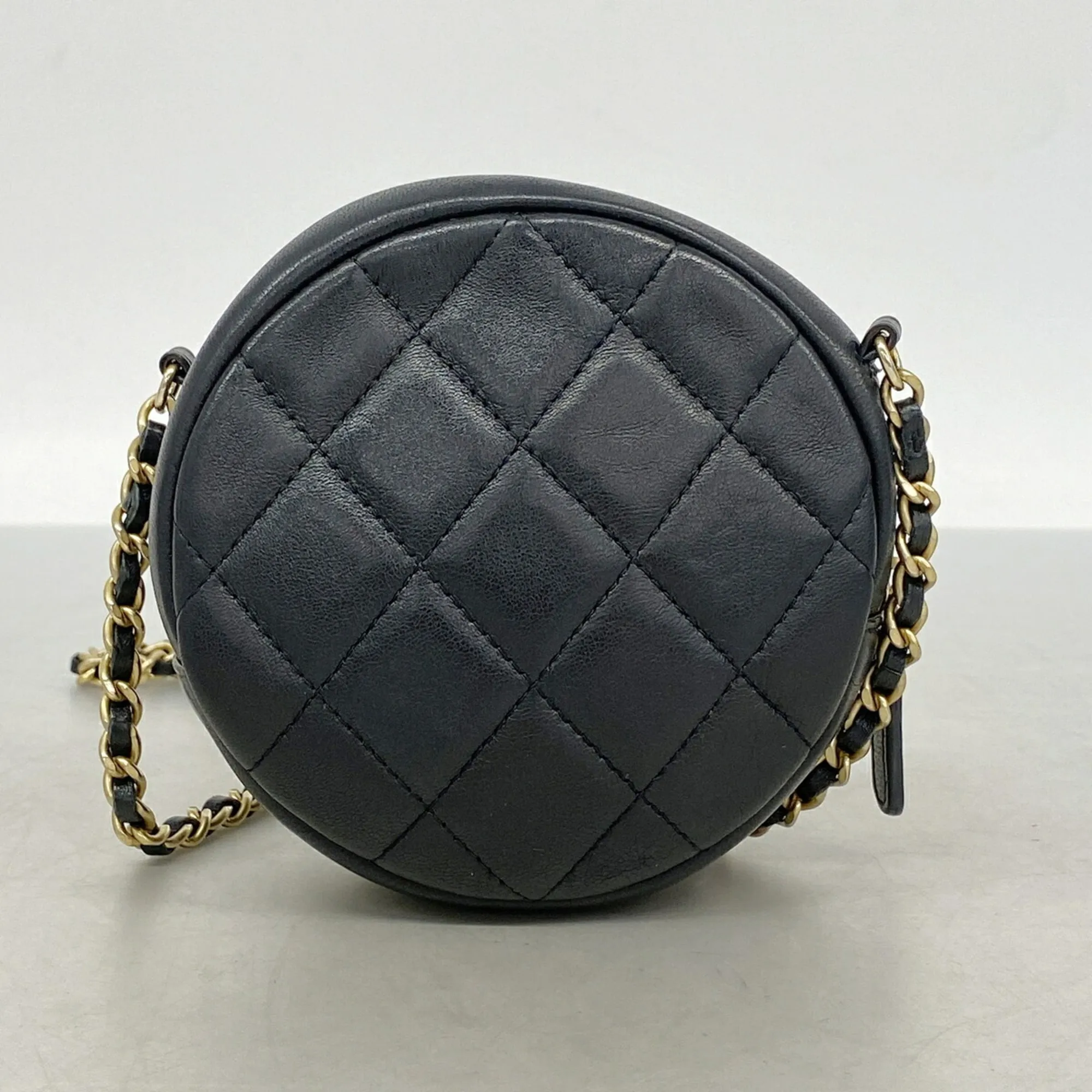 Leather Shoulder Bag (Pre-Owned) - Chanel - Modalova