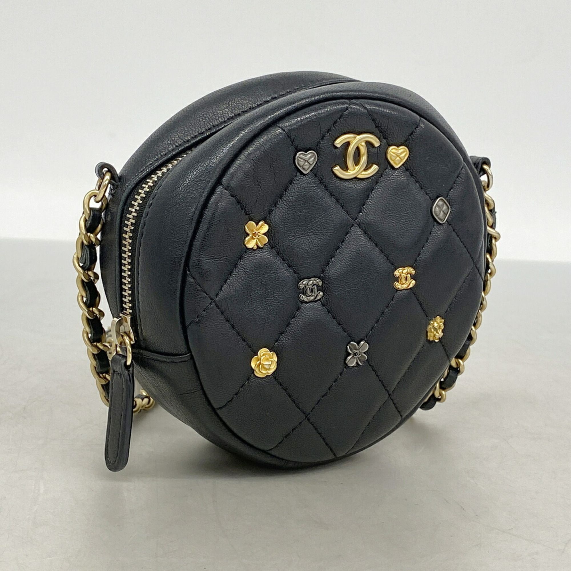 Leather Shoulder Bag (Pre-Owned) - Chanel - Modalova