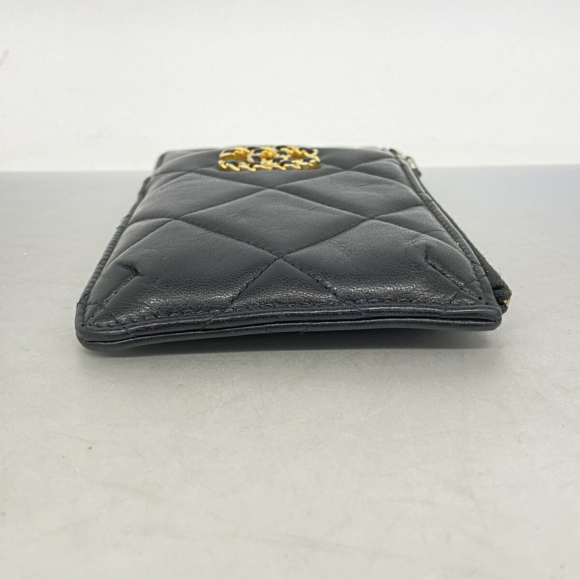 Leather Long Wallet (Bi-Fold) (Pre-Owned) - Chanel - Modalova