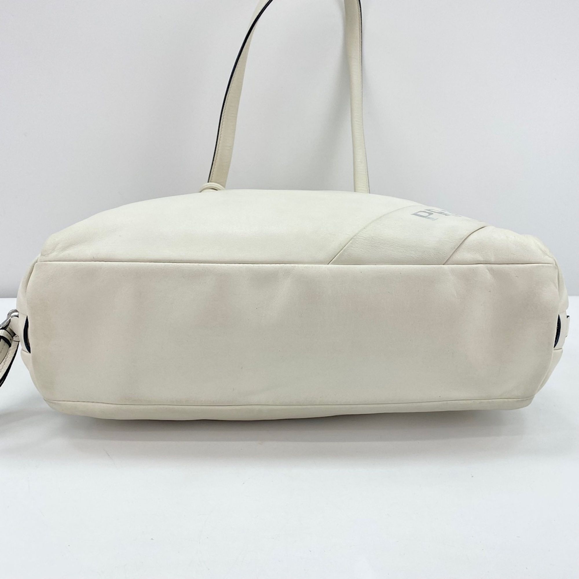 Shoulder Bag (Pre-Owned) - Prada - Modalova