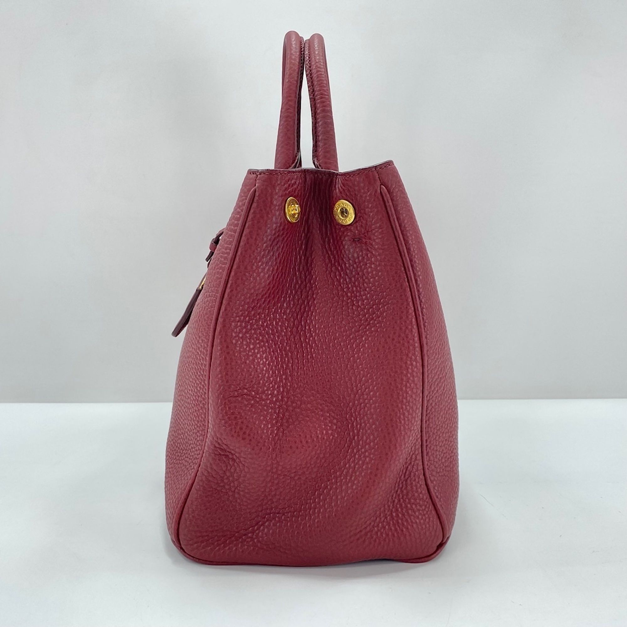 Prada Red Color Handbag (Pre-Owned) - Prada - Modalova