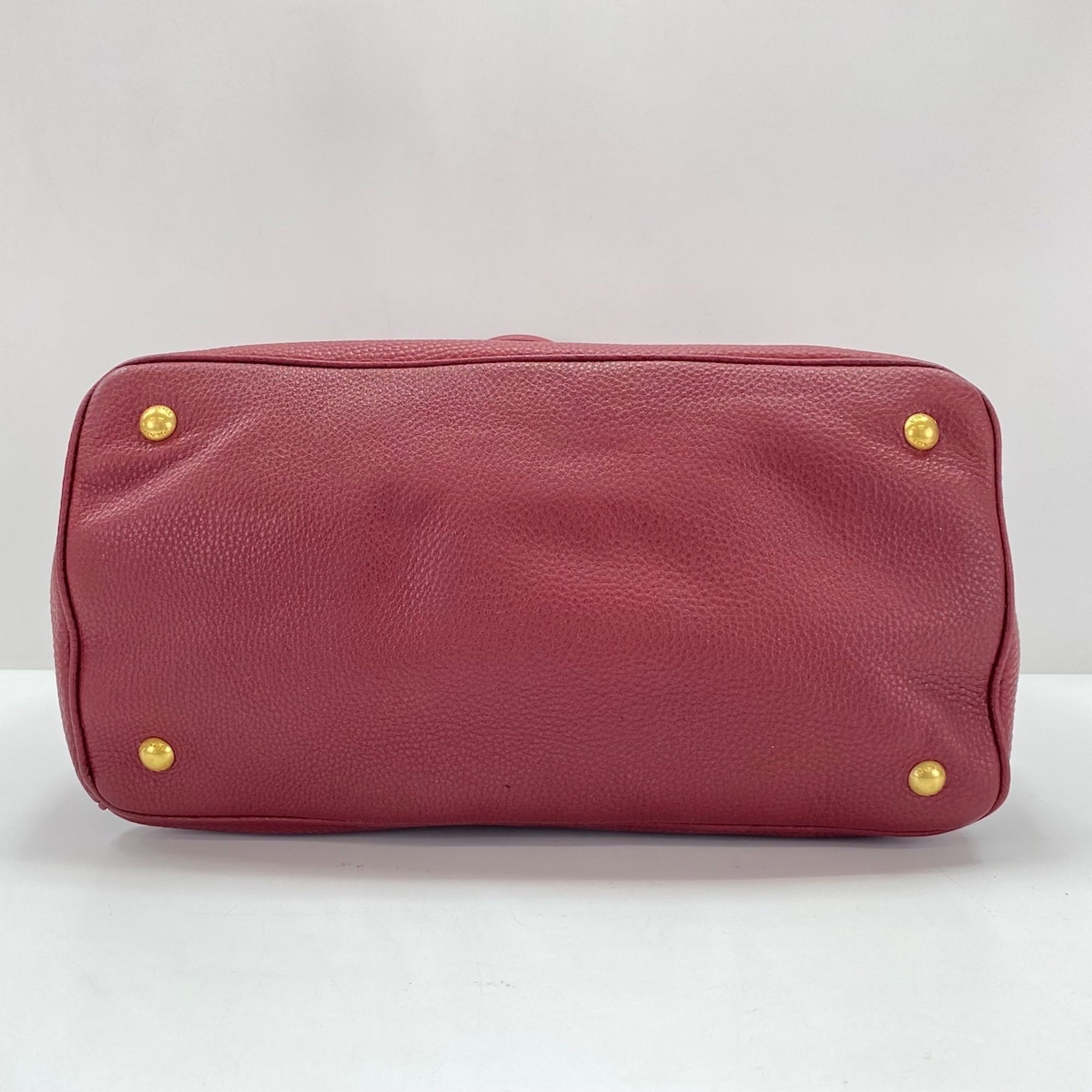 Prada Red Color Handbag (Pre-Owned) - Prada - Modalova