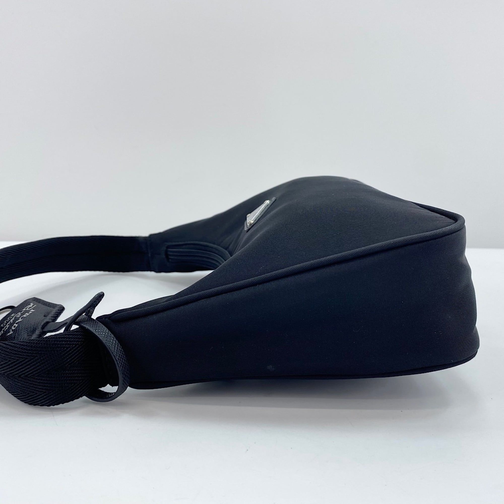 Prada Black Handbag (Pre-Owned) - Prada - Modalova