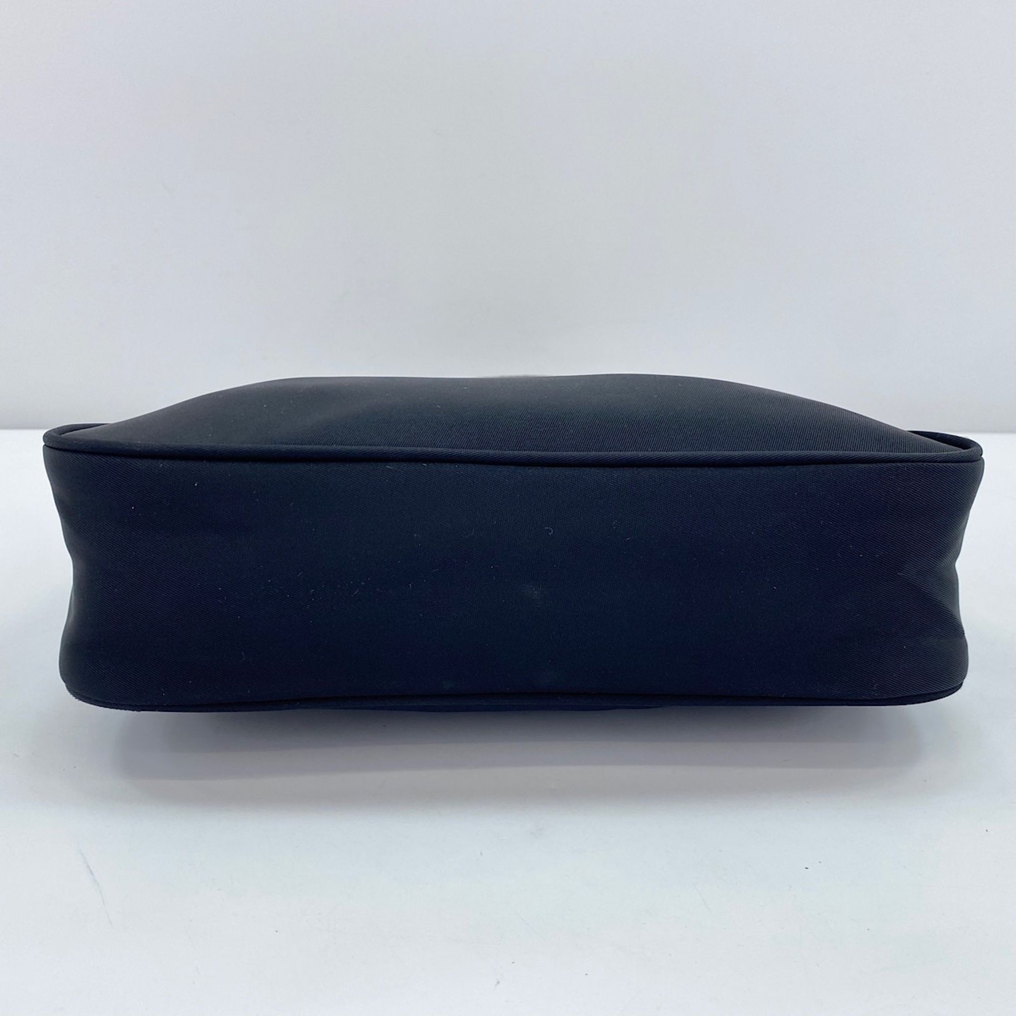Prada Black Handbag (Pre-Owned) - Prada - Modalova