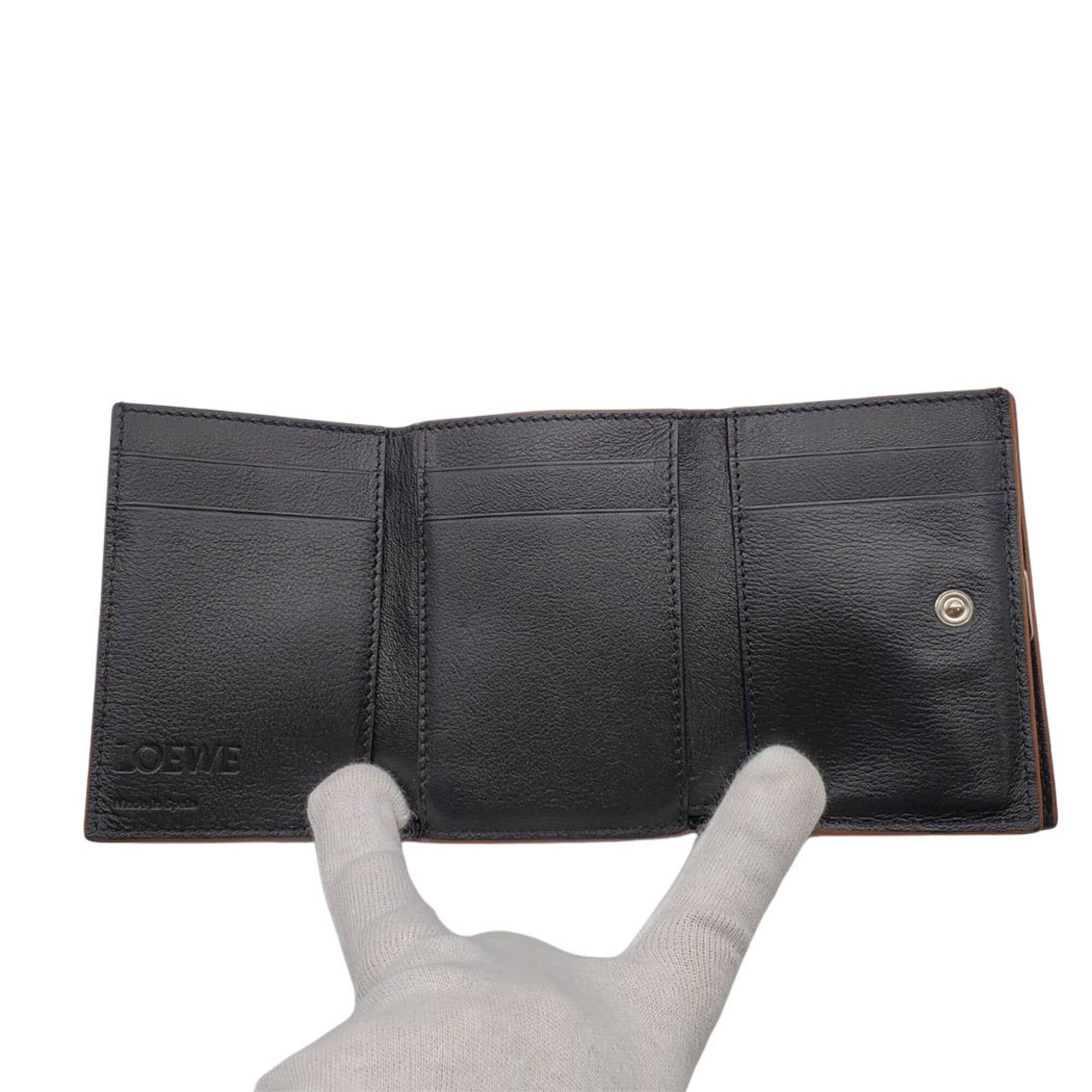 Leather Wallet (Tri-Fold) (Pre-Owned) - Loewe - Modalova