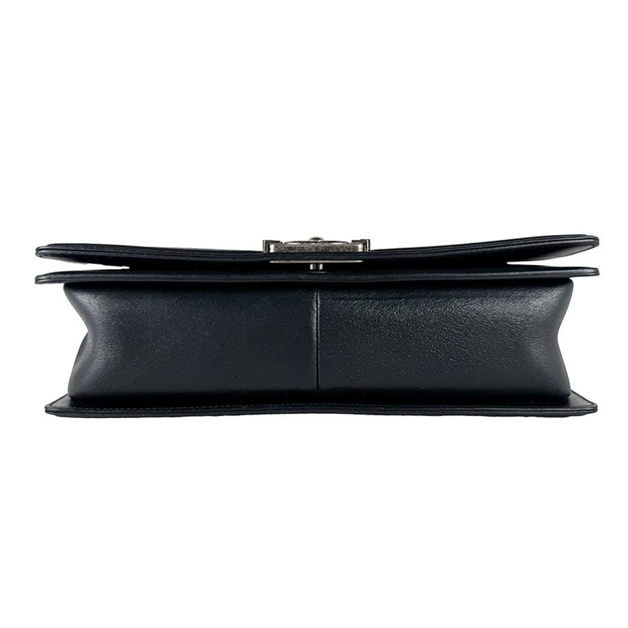 Leather Shoulder Bag (Pre-Owned) - Chanel - Modalova